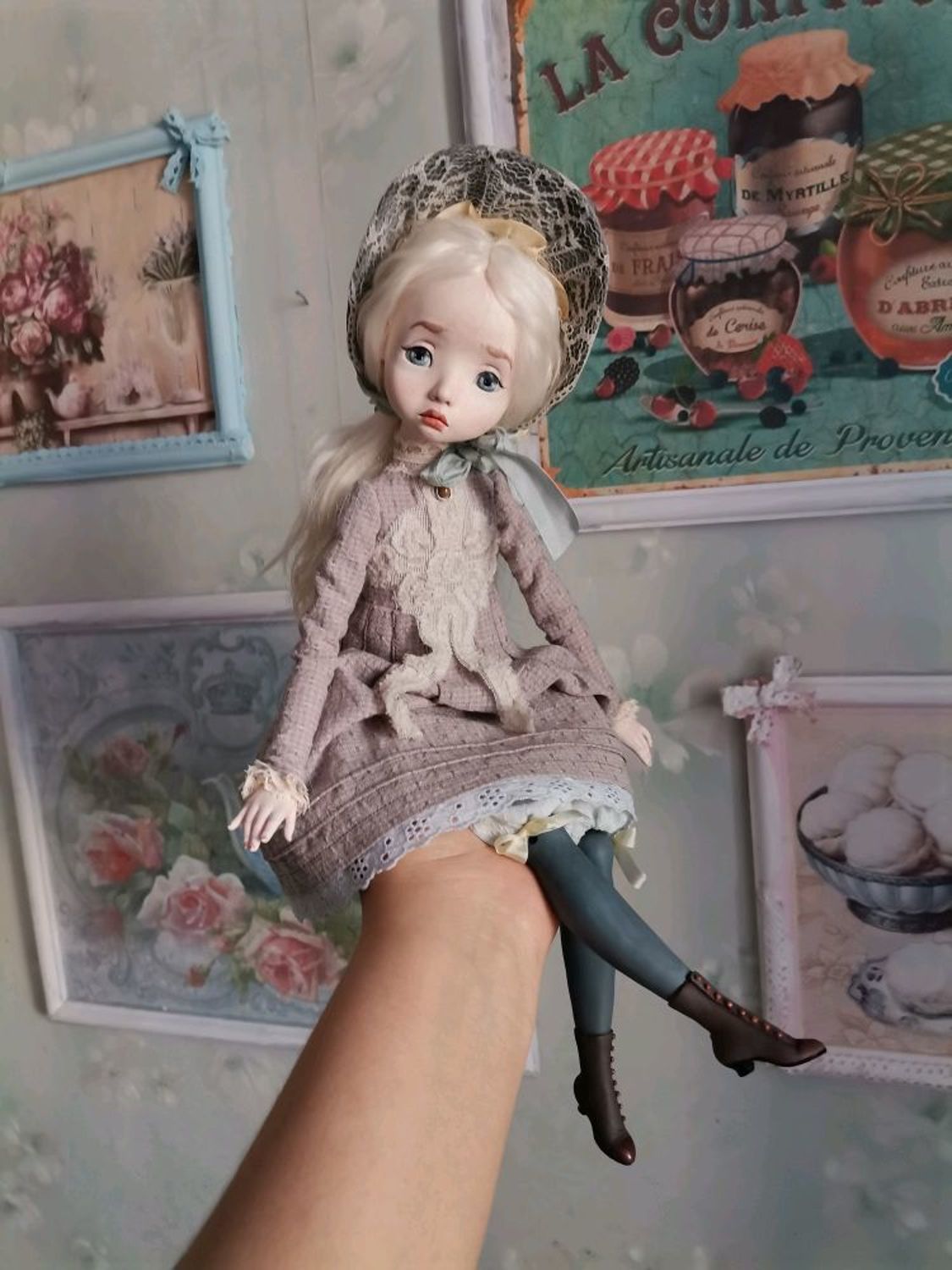 Фото №1 к отзыву покупателя Олеся Гришаева о товаре Будуарная авторская кукла Эстер.