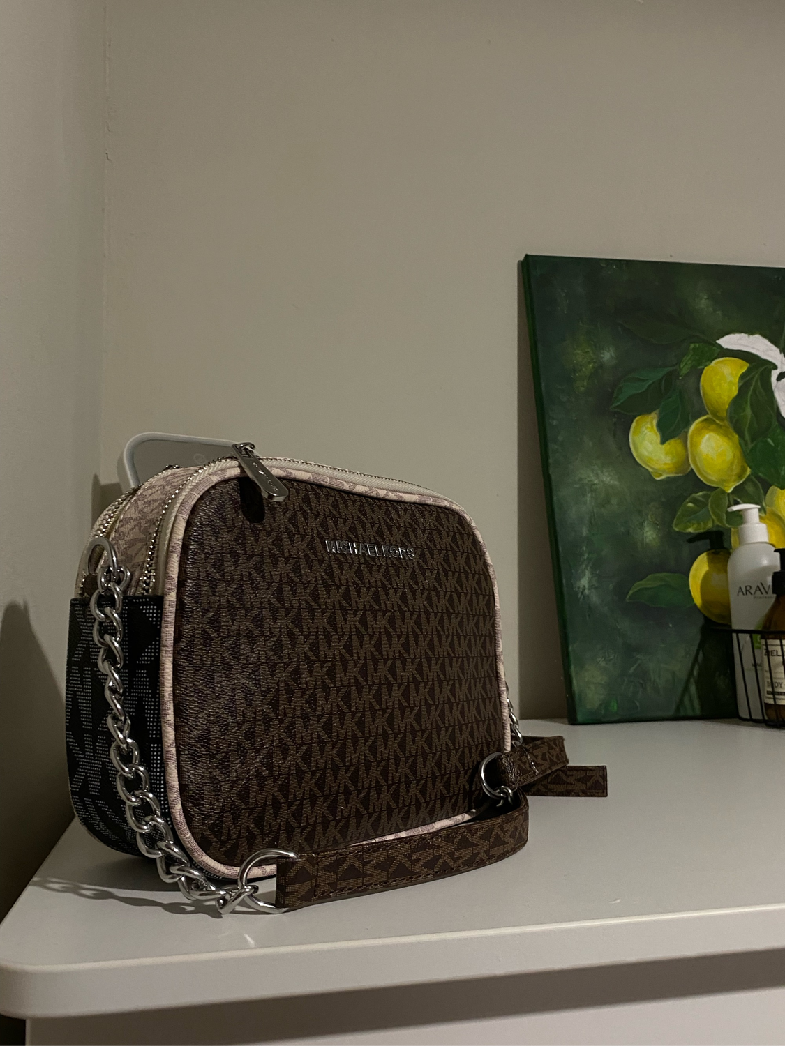 Фото №1 к отзыву покупателя E’lcat Bijou о товаре Винтаж: Сумка Michael Kors