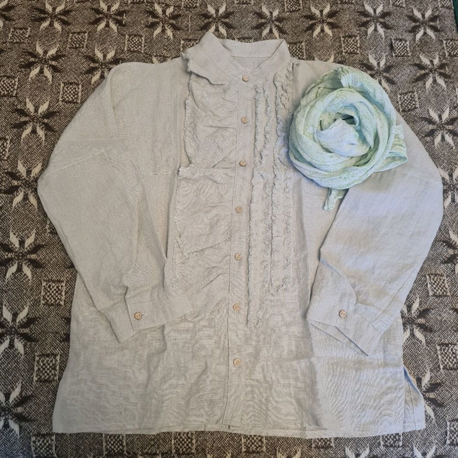 Photo №4 к отзыву покупателя Olga о товаре Бохо блузка с оборками из 100% льна