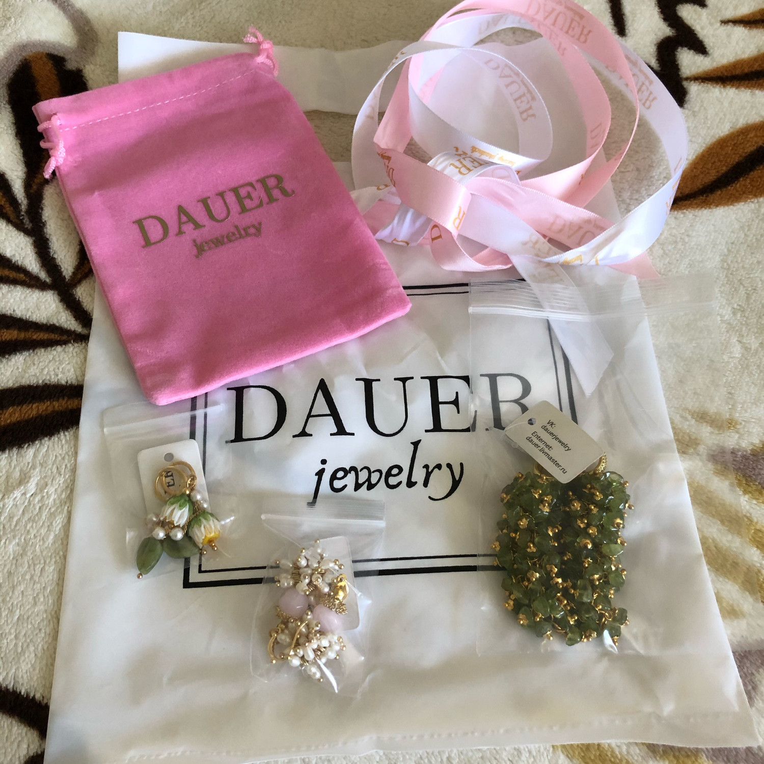 Фото №3 к отзыву покупателя Neiltlt о товаре Серьги Summer daisy и еще 2 товара