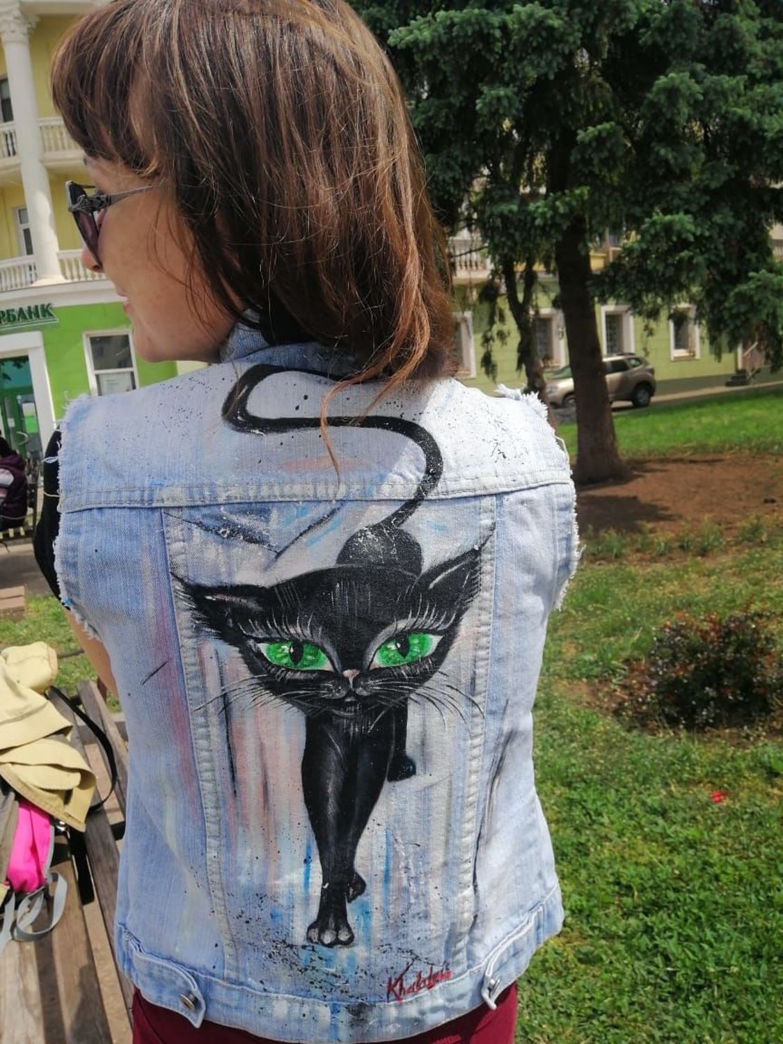 Фото №2 к отзыву покупателя Арт студия с Юлианой о товаре Жилетка «My playful cat»