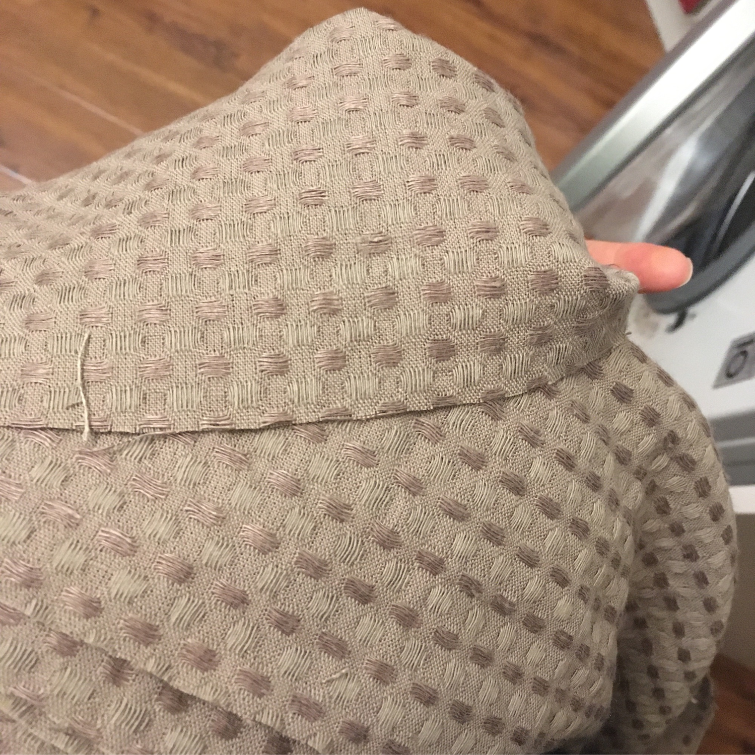 Фото №1 к отзыву покупателя Knitting_Vilena о товаре Ткани: Вафельный лен тауп шириной 2 метра