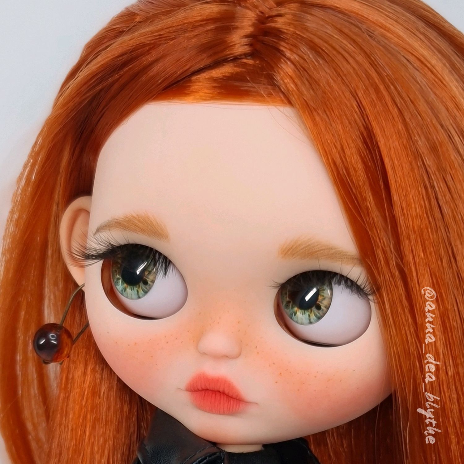 Фото №2 к отзыву покупателя Ольга о товаре Кукла блайз (blythe) ТБЛ "Сонечка"