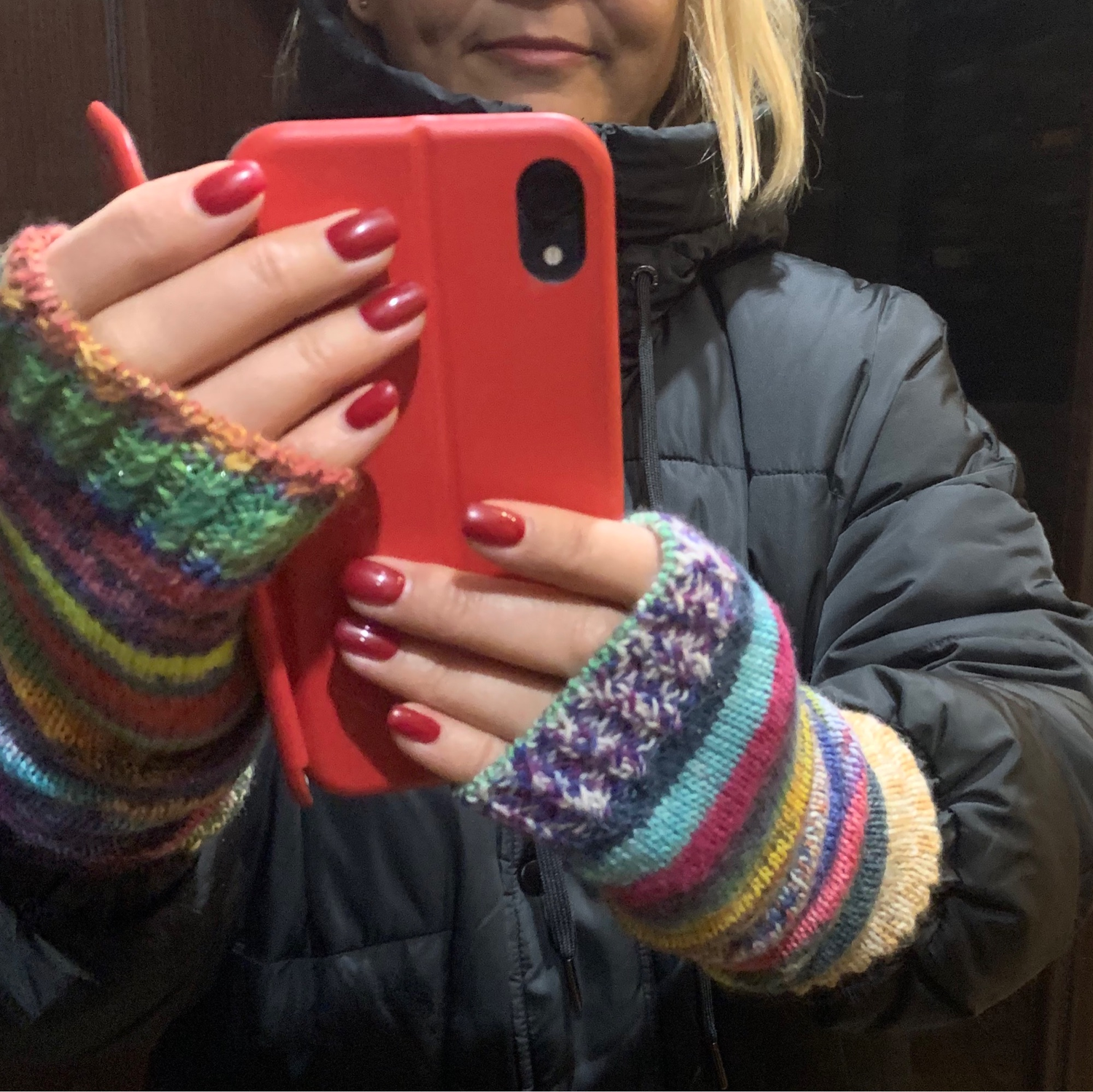 Фото №1 к отзыву покупателя Антонина о товаре Вязаные митенки шерстяные "Scrappy gloves" с люрексом