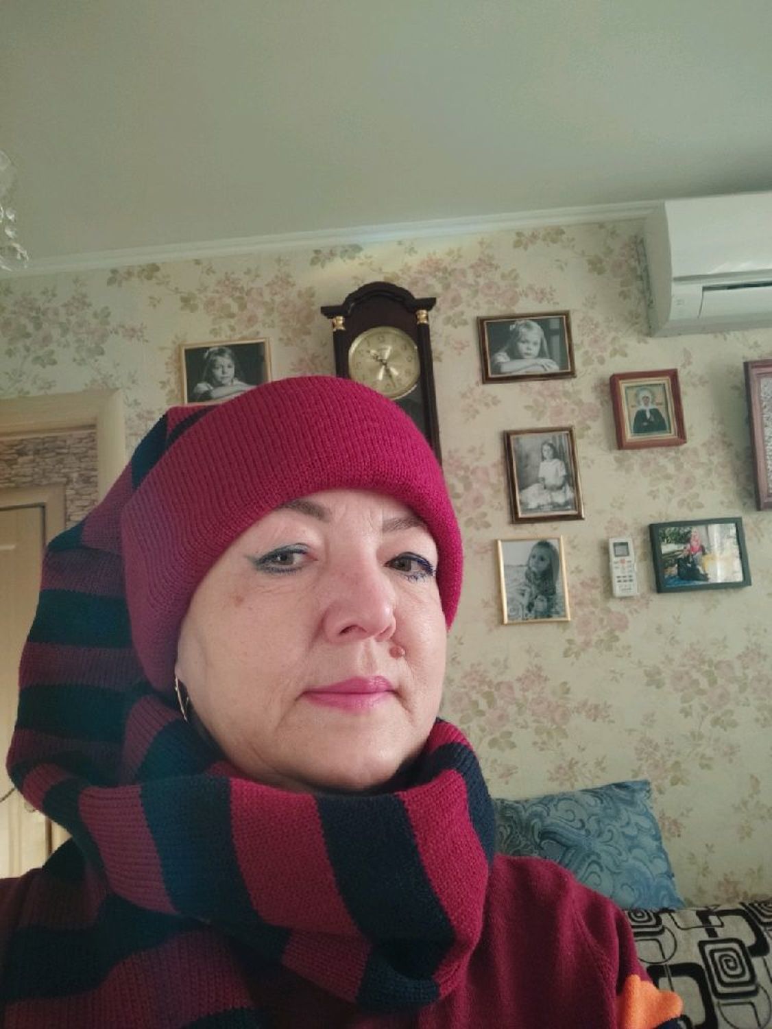 Фото №1 к отзыву покупателя марина о товаре Шапка-шарф-колпак, шапка шарф, длинная шапка, полосатая шапка шарф