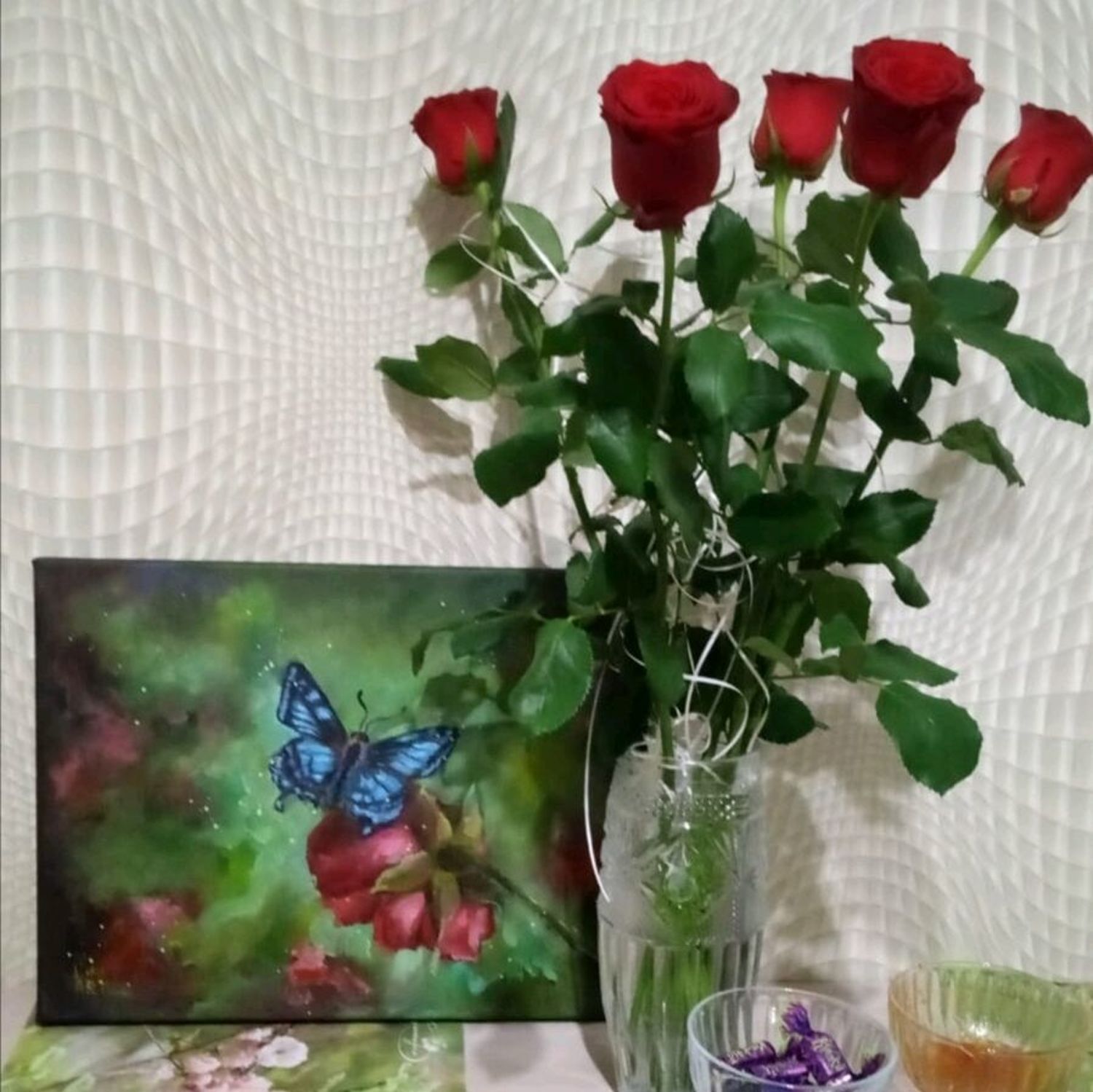 Photo №1 к отзыву покупателя AnnA о товаре Картина с бабочкой "Аромат лета". Холст масло