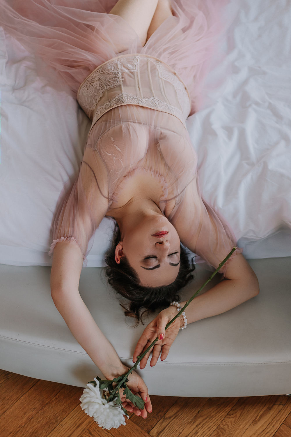 Photo №1 к отзыву покупателя Mariya о товаре Будуарное платье Паола, пудра