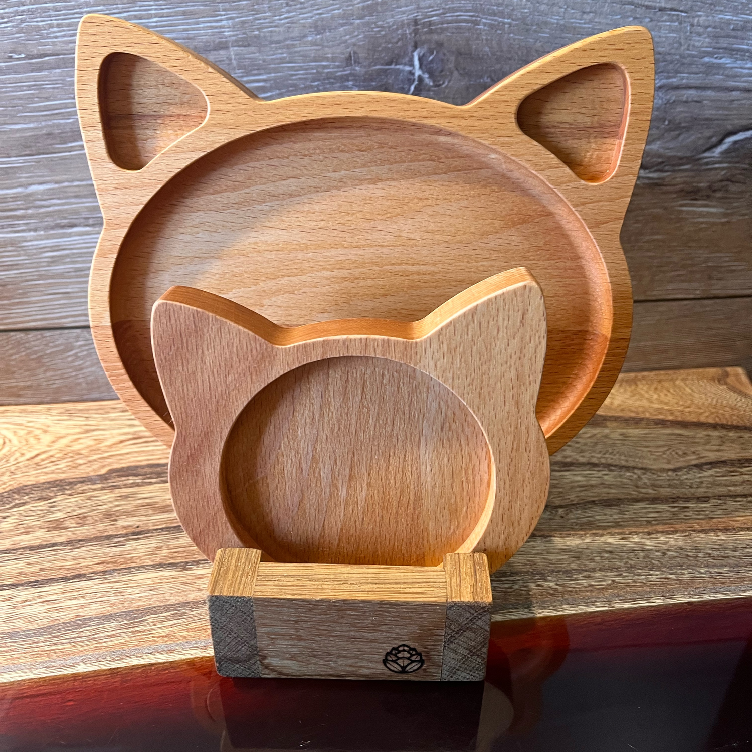 Фото №1 к отзыву покупателя Rigos о товаре Набор деревянной посуды "Три кота" (бук)