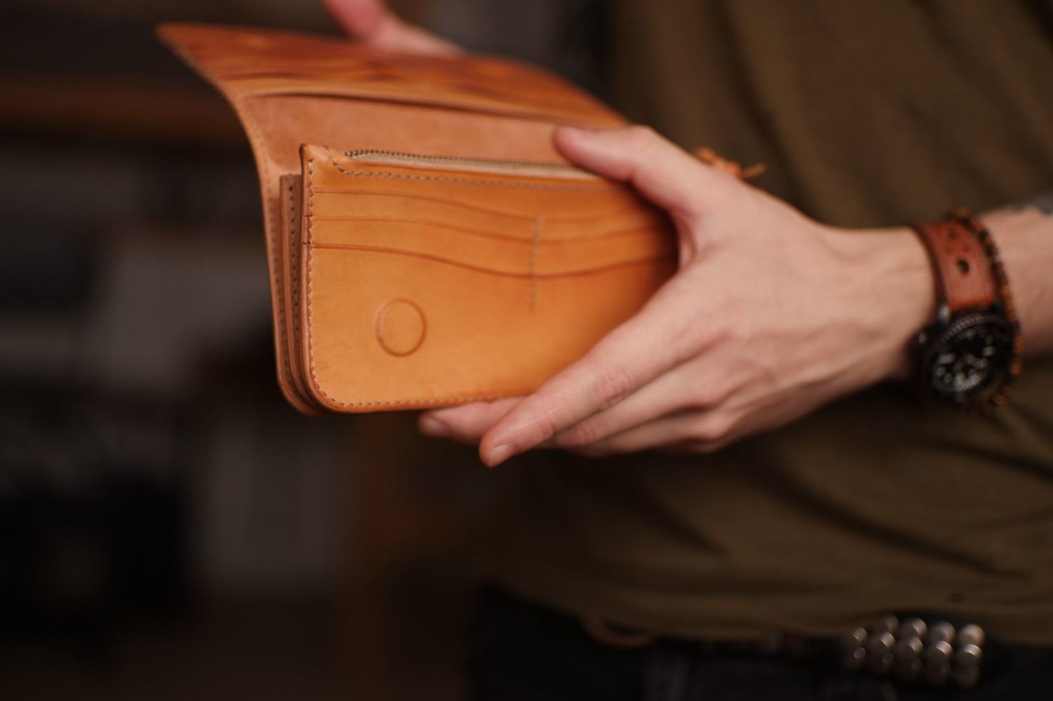 Фото №3 к отзыву покупателя Денис Тимиргалиев о товаре Клатч из кожи "long wallet"