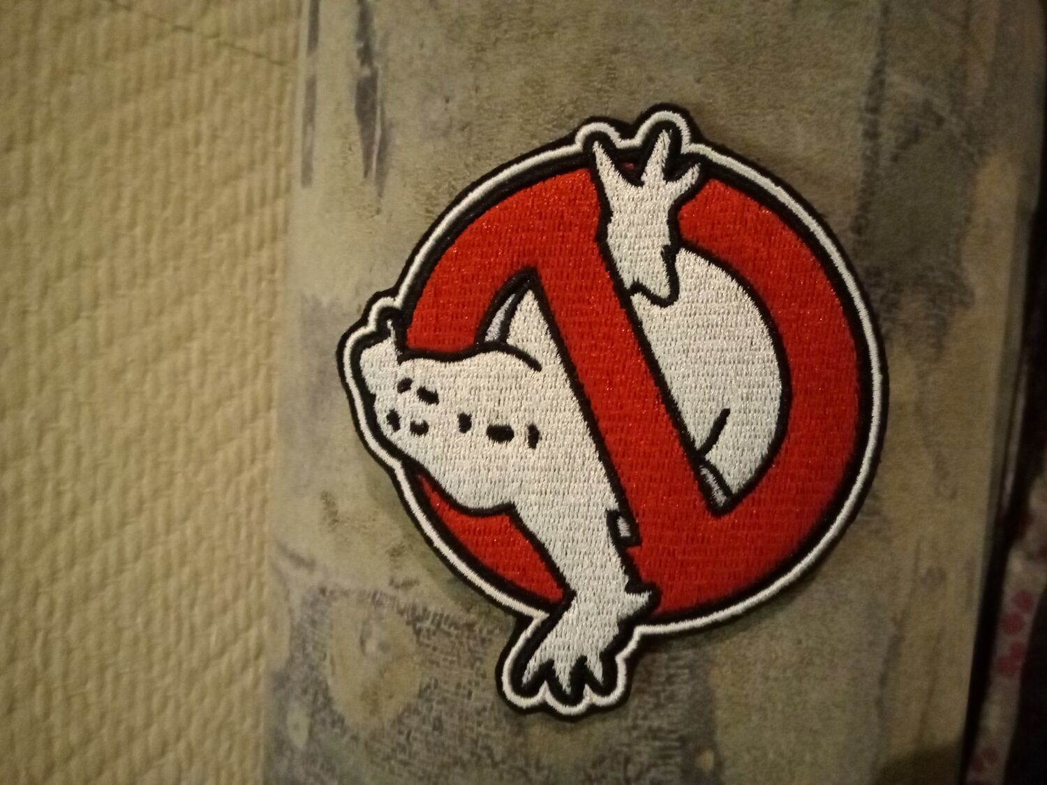 Фото №1 к отзыву покупателя Артём Киреев о товаре Нашивка GHOSTBUSTERS охотники за привидениями