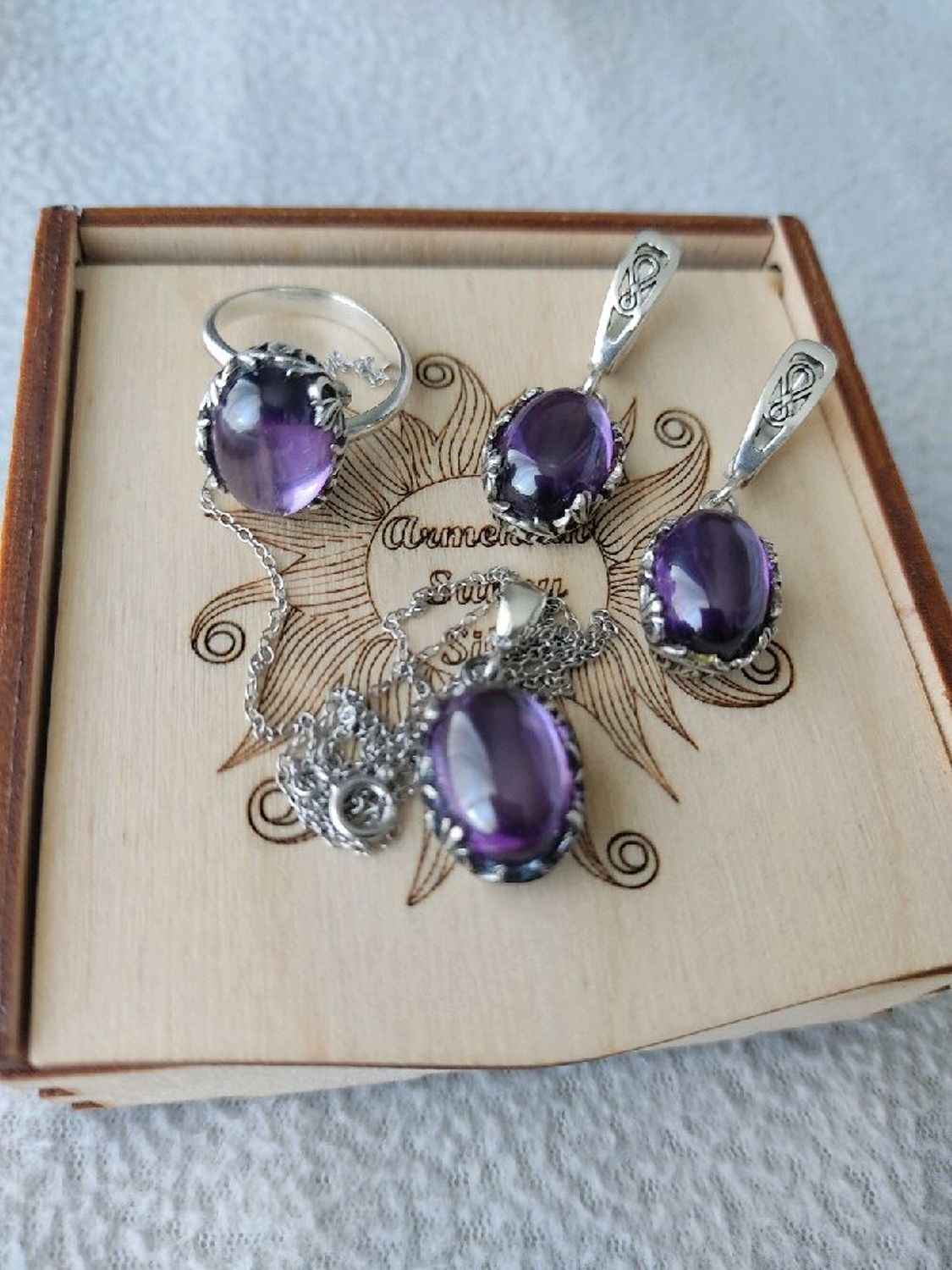 Фото №2 к отзыву покупателя Elena Shuvaeva о товаре Merry Skull ring with corundum in 925 silver (VIDEO) HB0014