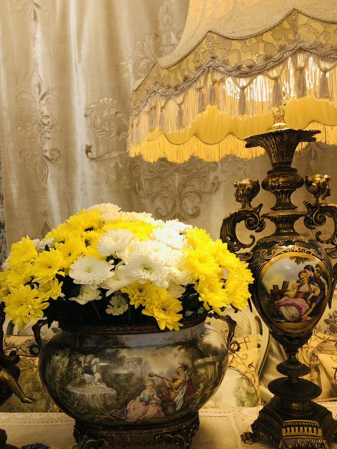 Фото №2 к отзыву покупателя ТатьЯна о товаре Винтаж: Антикварная ваза живопись бронза Франция