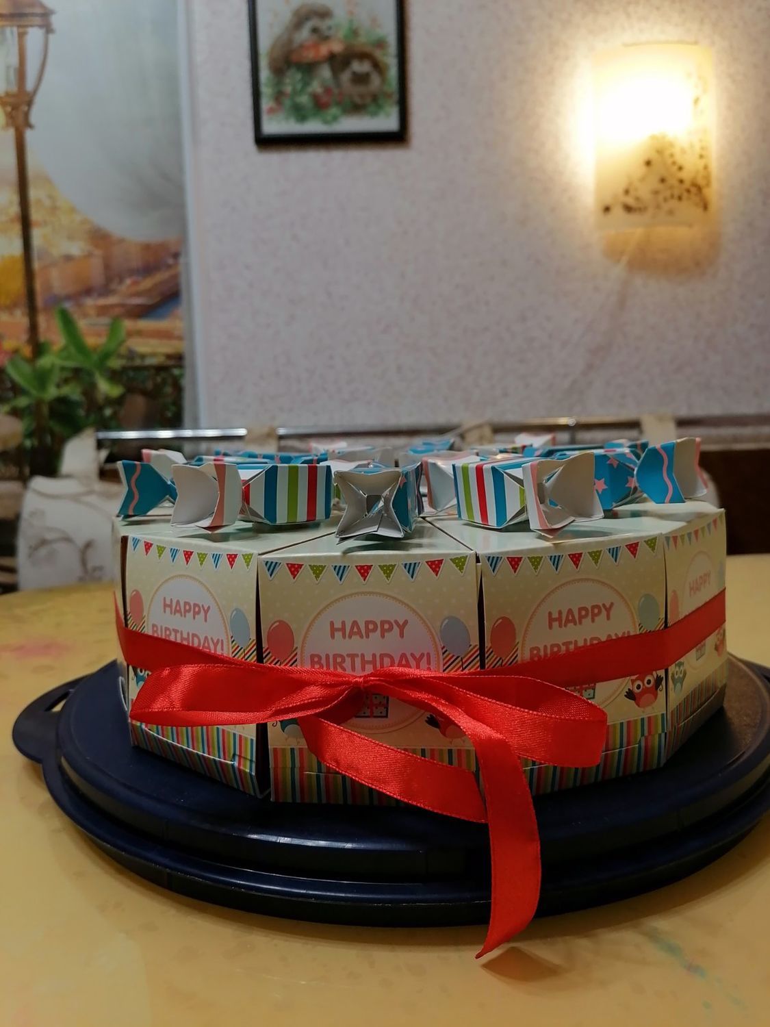 Фото №2 к отзыву покупателя Тараканов Георгий о товаре Торт на детский праздник, из конфет, угощение в сад, школу