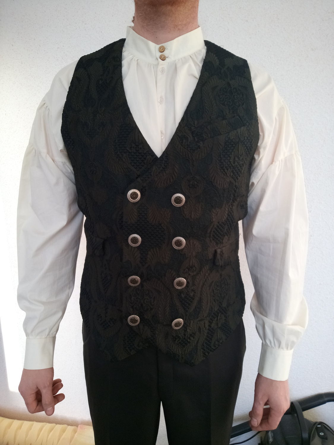 Фото №3 к отзыву покупателя KitsuneKamui о товаре Мужская рубашка, стилизация на 19 век