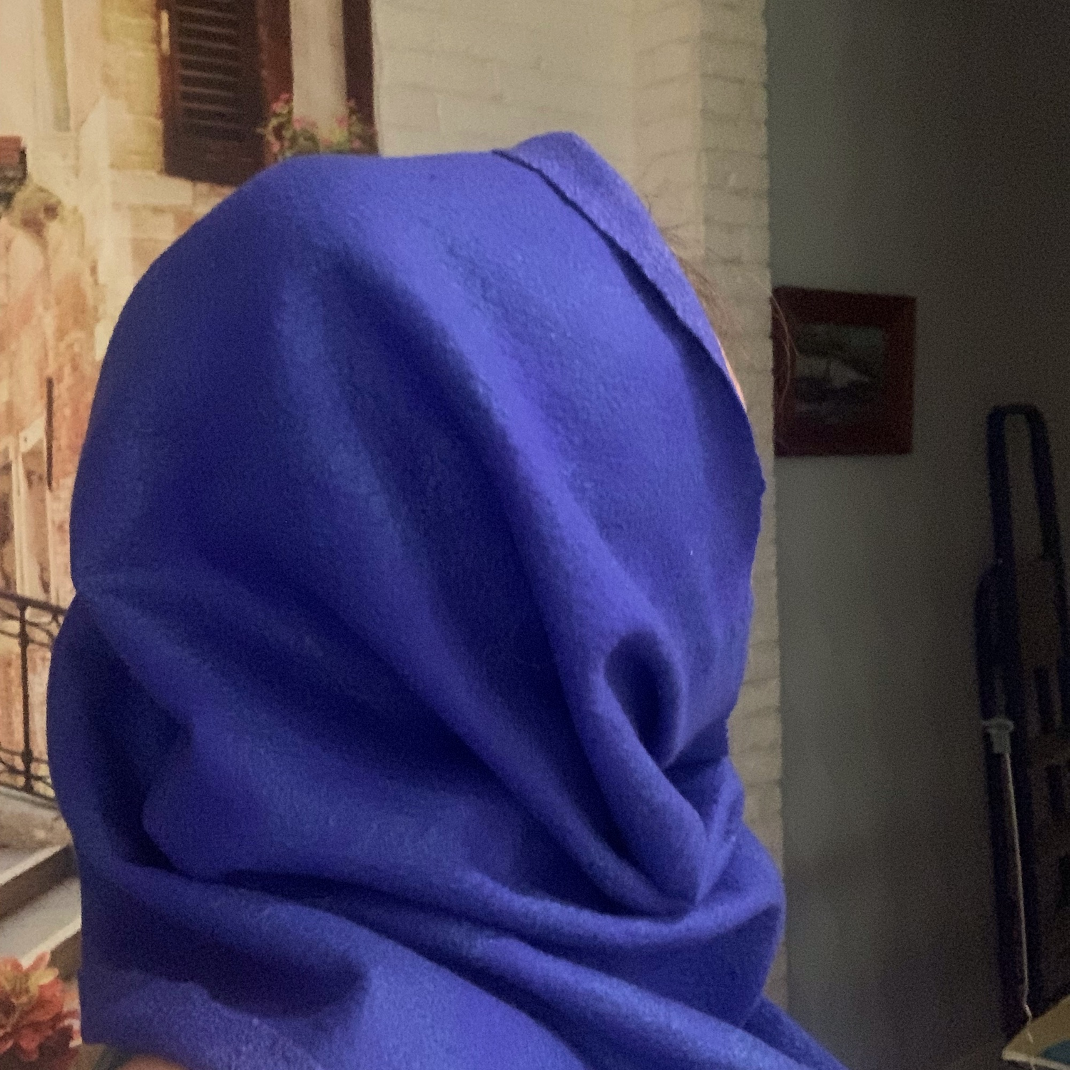 Фото №2 к отзыву покупателя Суркова Наталья о товаре Снуд валяный Королевский синий