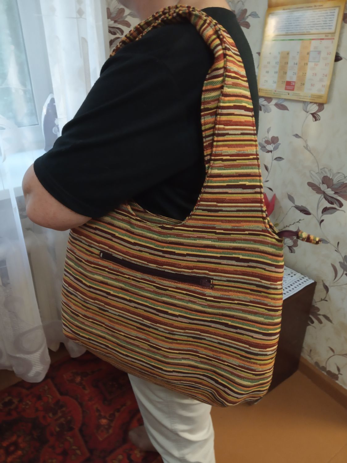 Фото №1 к отзыву покупателя Ирина о товаре Сумка-торба из гобелена
