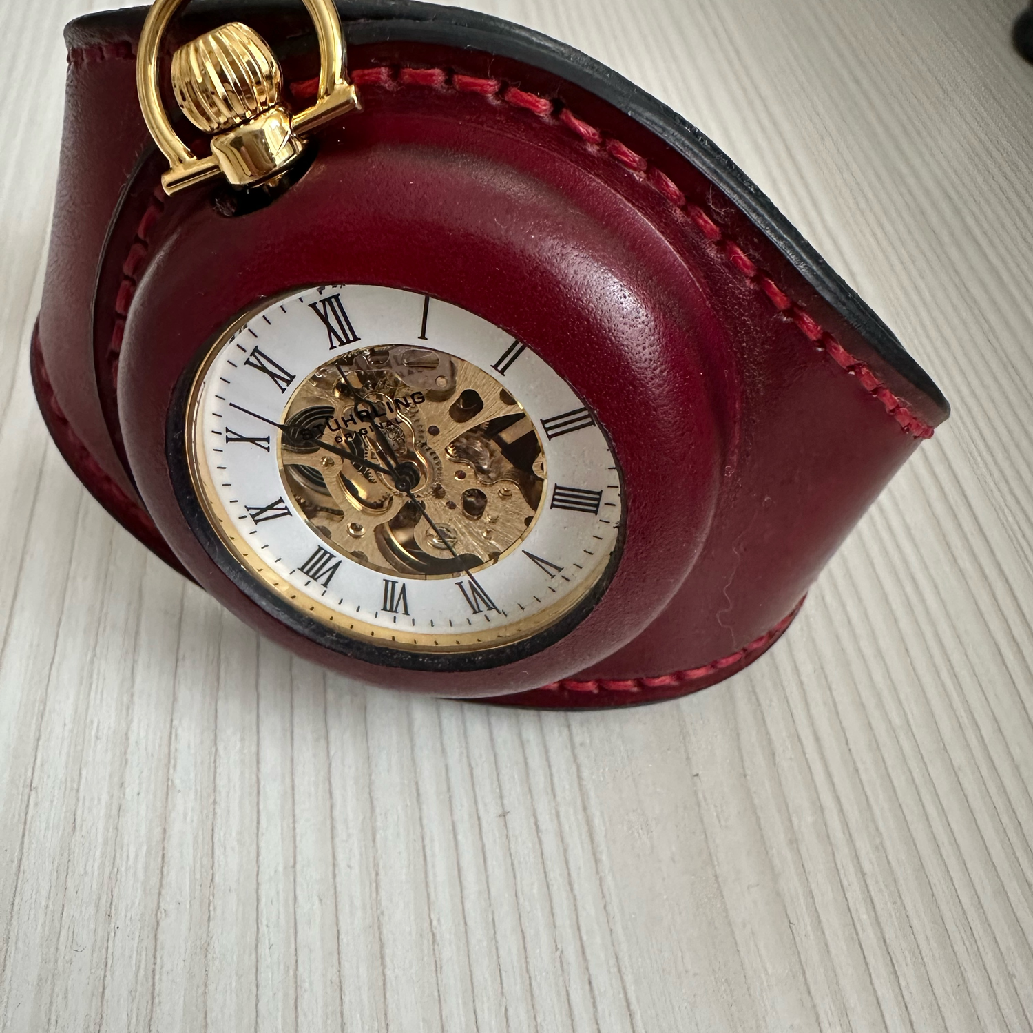 Фото №1 к отзыву покупателя Фазуллина Светлана о товаре Ремешок из натуральной кожи под карманные часыД53-57мм Павелъ Буре Мах