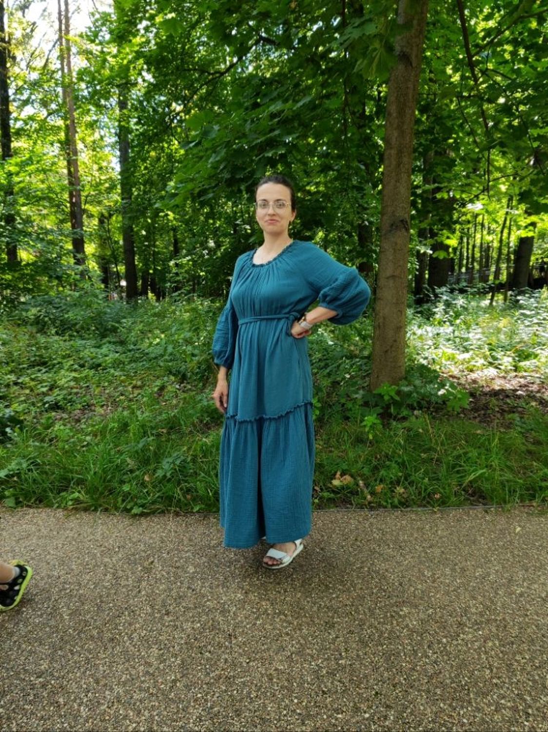 Фото №1 к отзыву покупателя Виктория Хлистунова о товаре Женственное платье из муслина в бирюзе