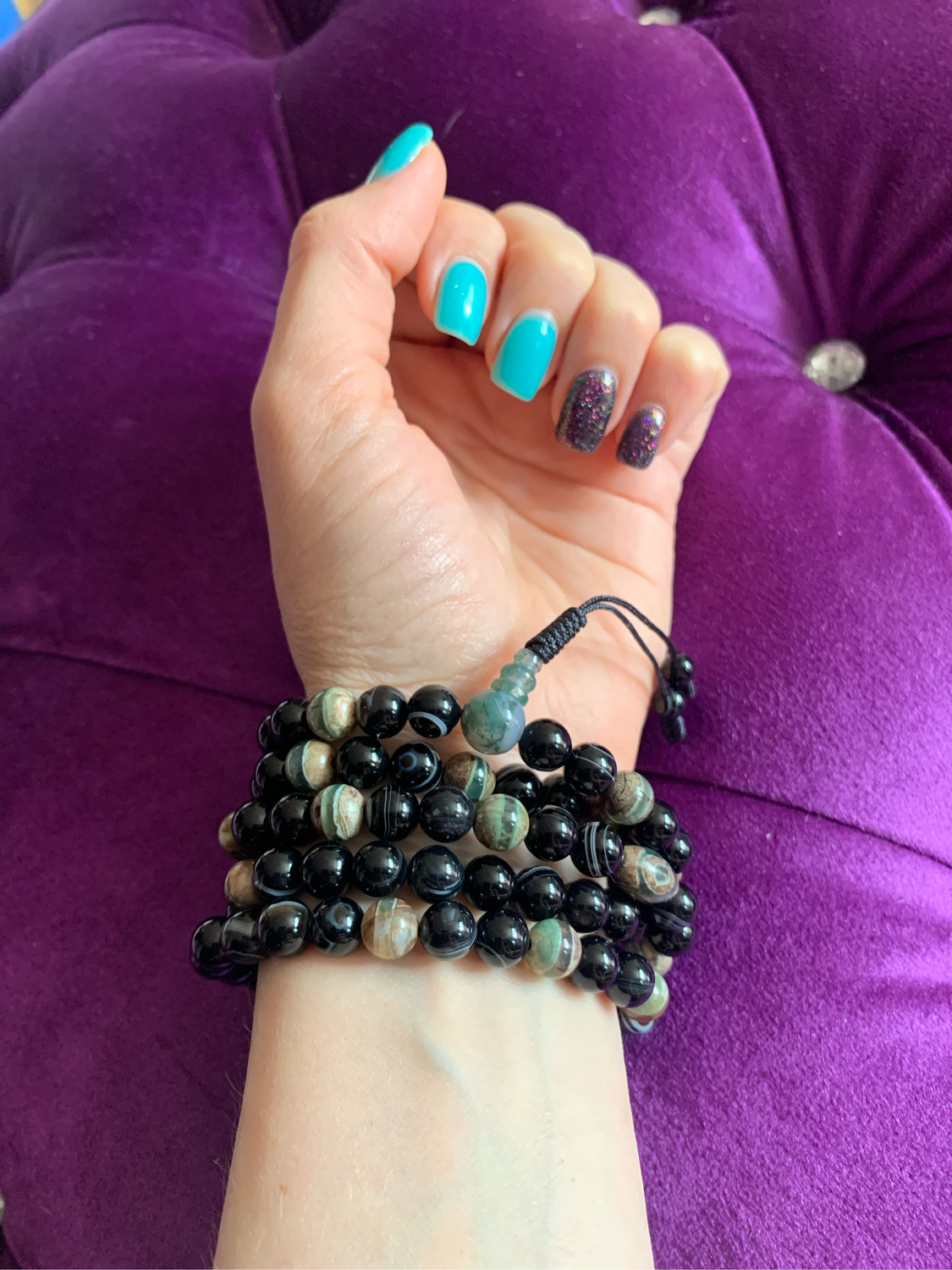 Photo №3 к отзыву покупателя Olesya о товаре Буддийские четки Mala108 из тигрового глаза. and 1 more item