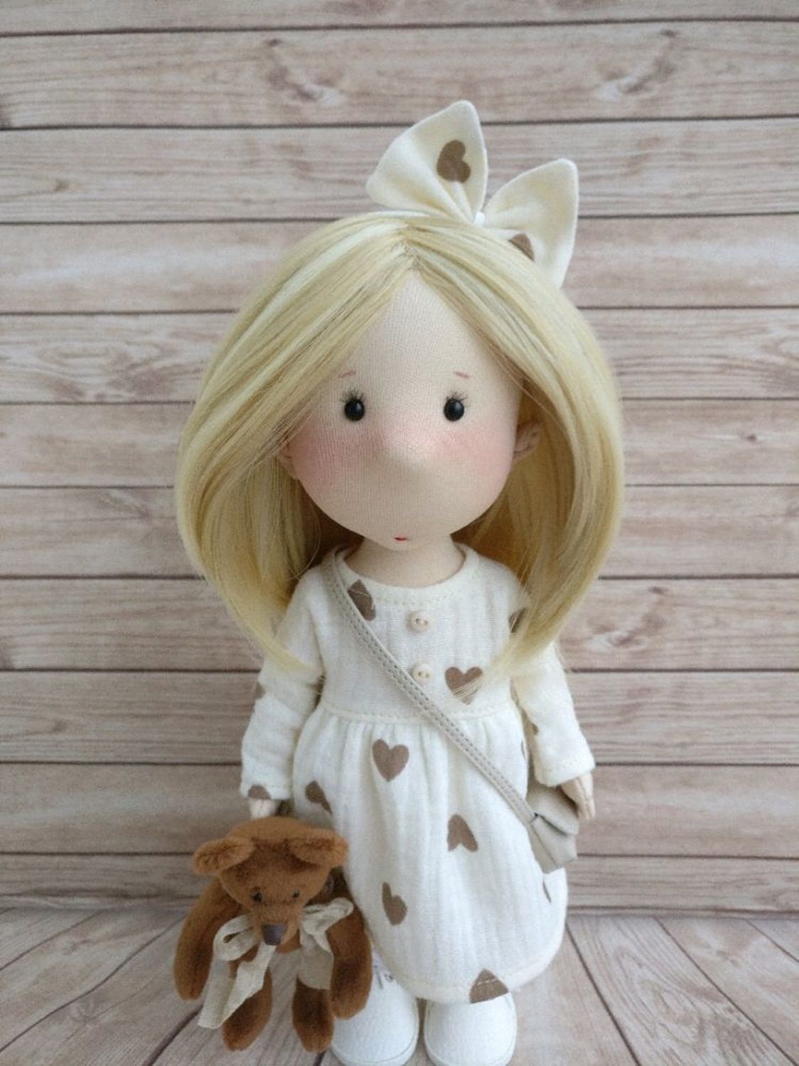 Photo №1 к отзыву покупателя Vera's dolls о товаре Трессы для кукол - каре 10 см.