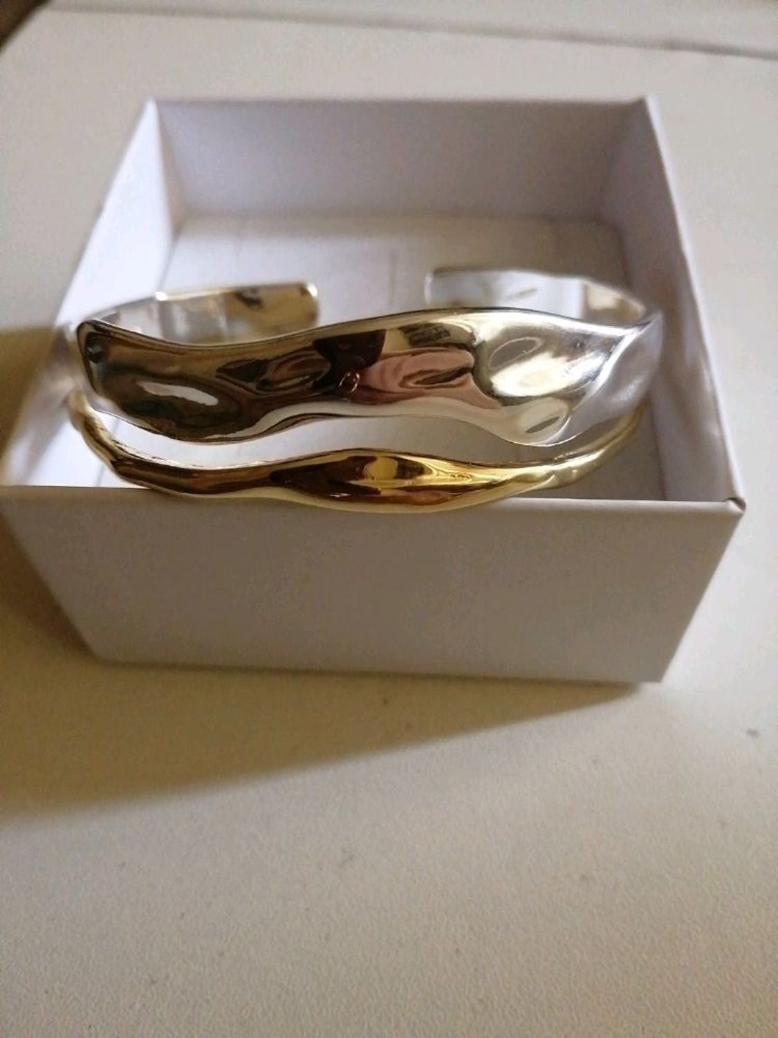 Фото №2 к отзыву покупателя Евгения Балашова (Косенко) о товаре Широкий серебряный браслет, металлический браслет стильный
