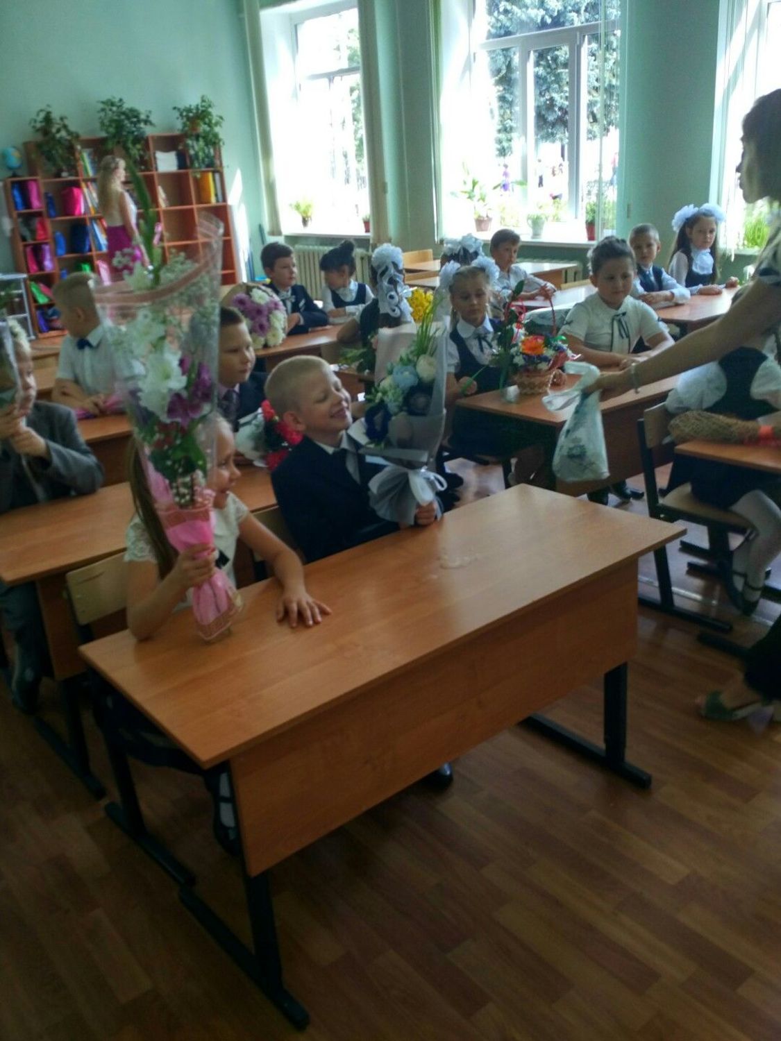 Фото №2 к отзыву покупателя Саша Родионов о товаре Букет из конфет «Каролина» и еще 1 товар