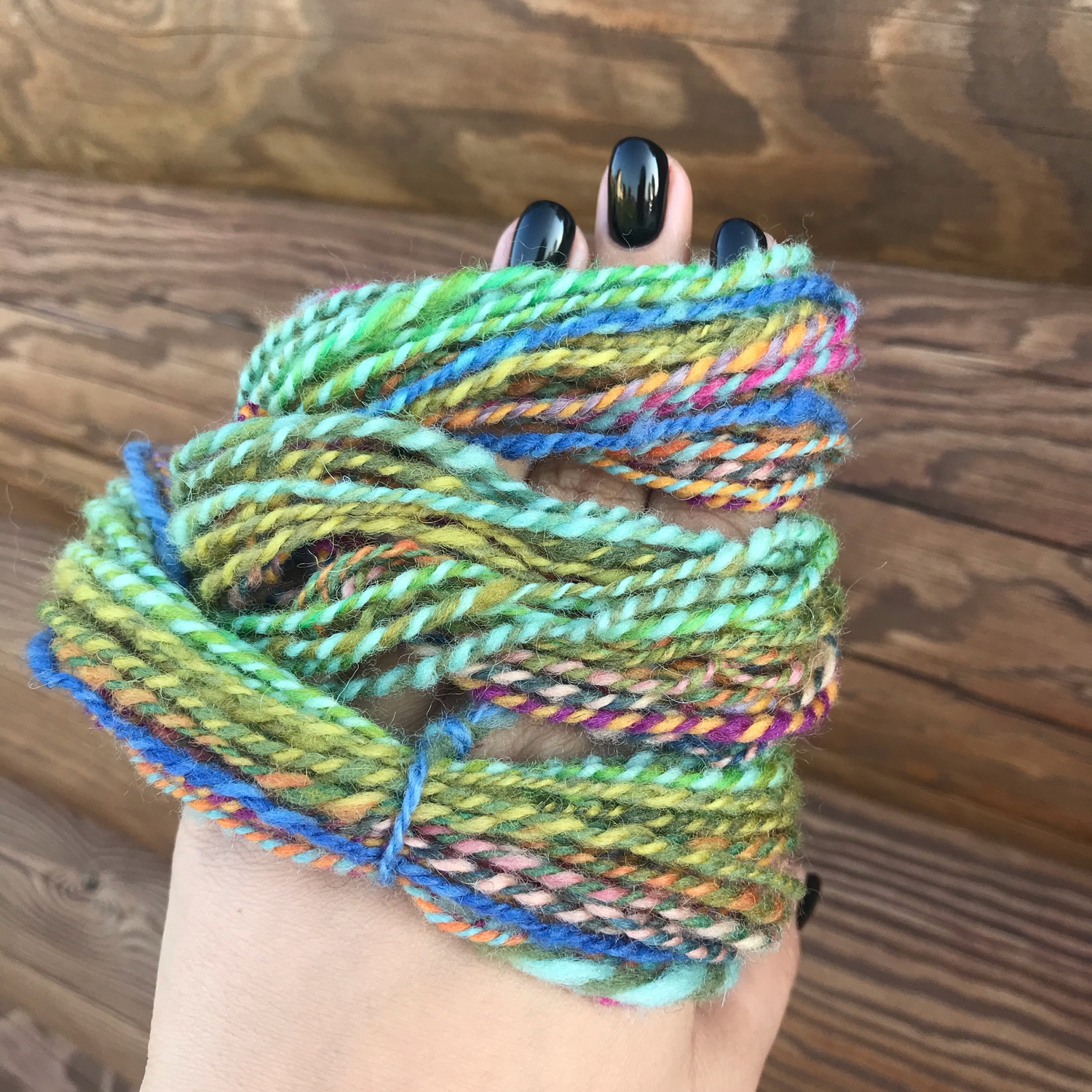 Фото №5 к отзыву покупателя chalsey_knittingthings о товаре Шерсть белая очень мягкая  натуральная овечья для прядения, валяния