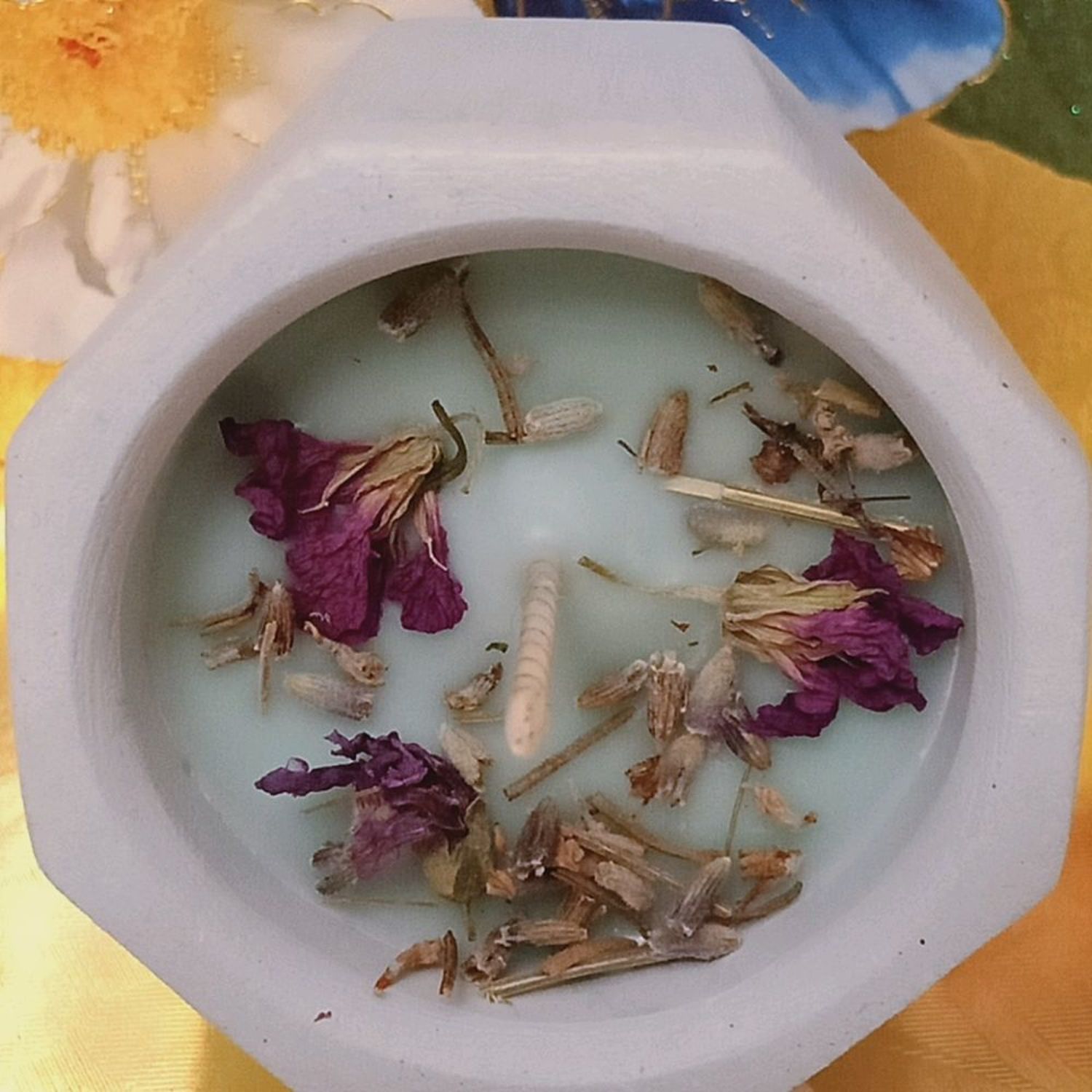 Фото №2 к отзыву покупателя Свечи НаndMade о товаре Воск для свечей NatureWax C-6. Воск для контейнерных свечей и еще 2 товара