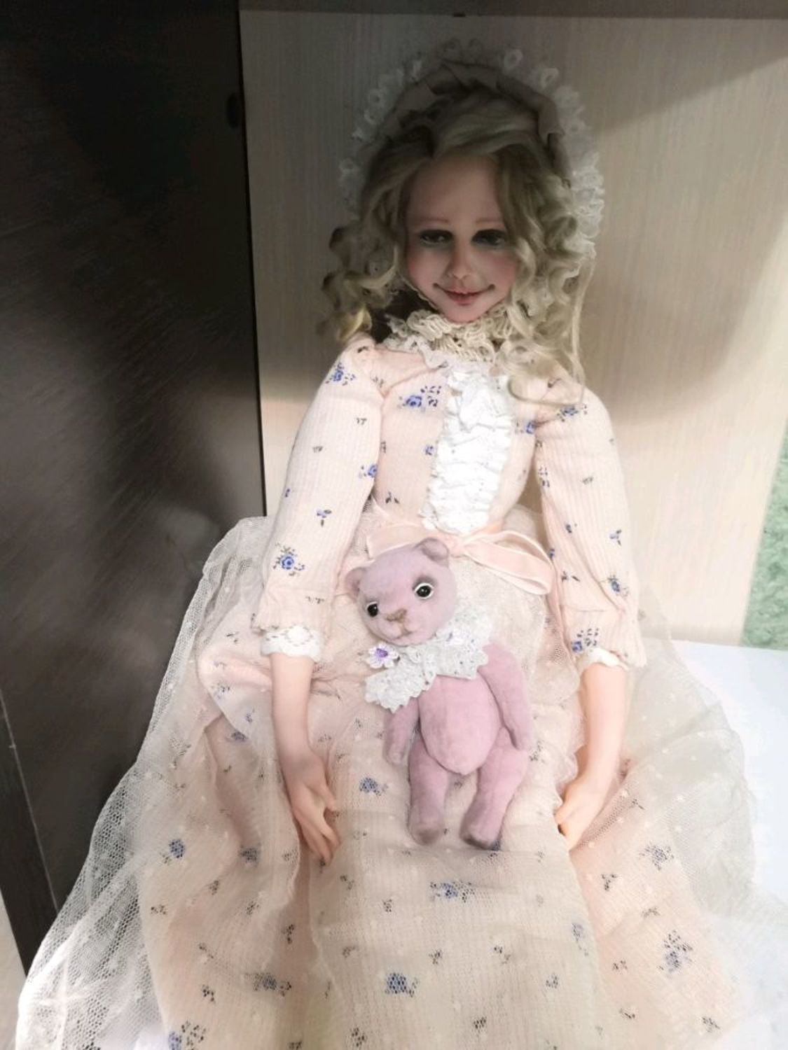 Фото №1 к отзыву покупателя Наталья о товаре Авторская будуарная кукла ручной работы