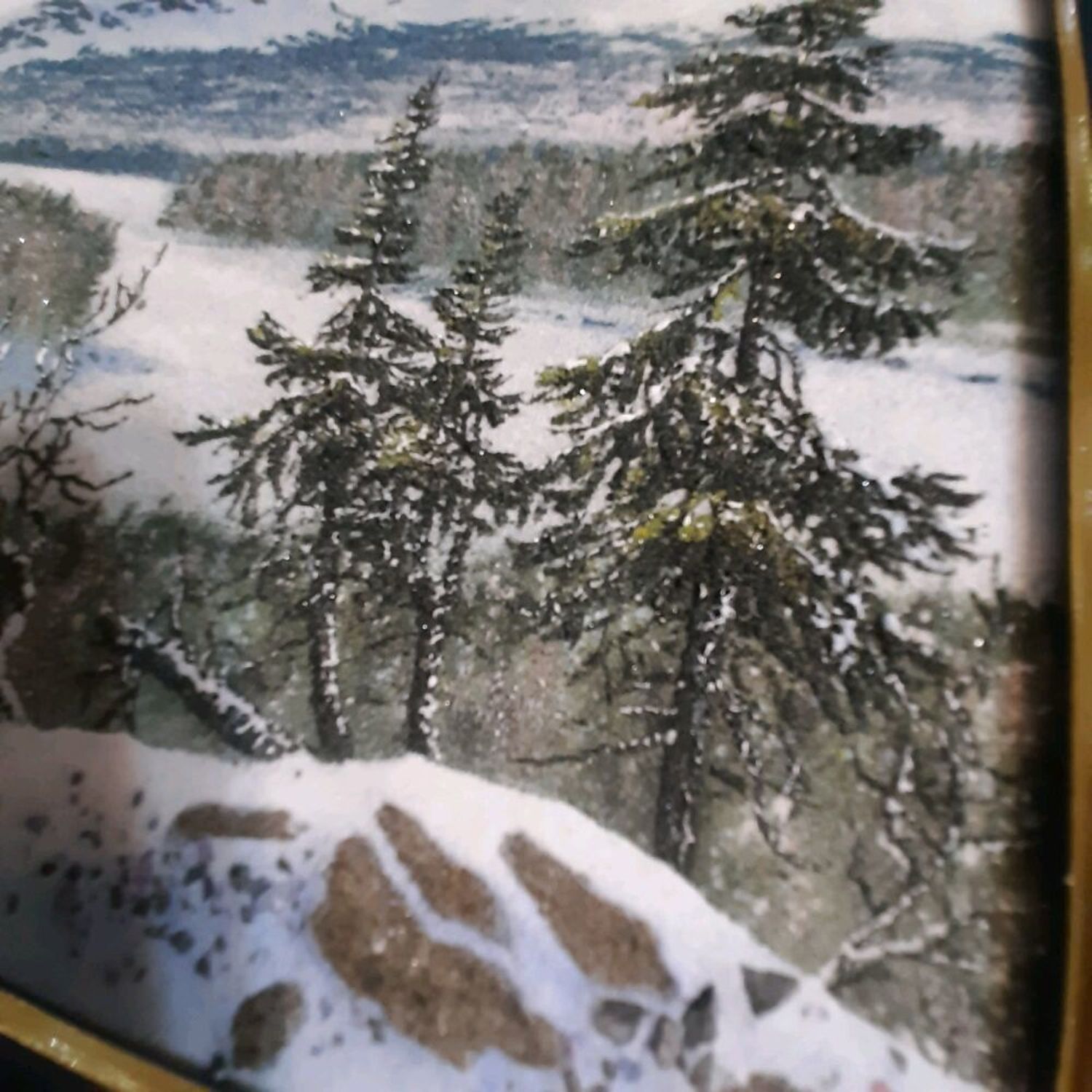 Фото №4 к отзыву покупателя Елена о товаре Горная долина. Картина из натурального камня, горный зимний пейзаж