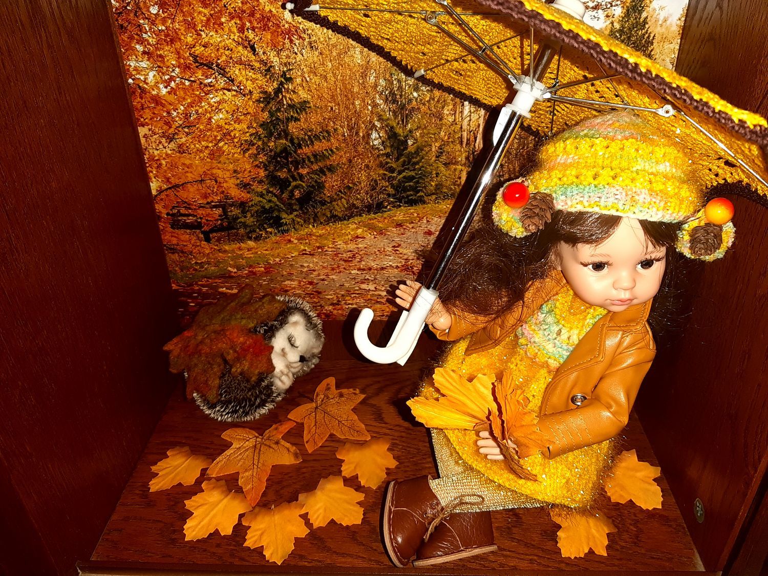 Фото №2 к отзыву покупателя Larisa о товаре Ежик Сплюша. Валяная (войлочная) игрушка из шерсти.