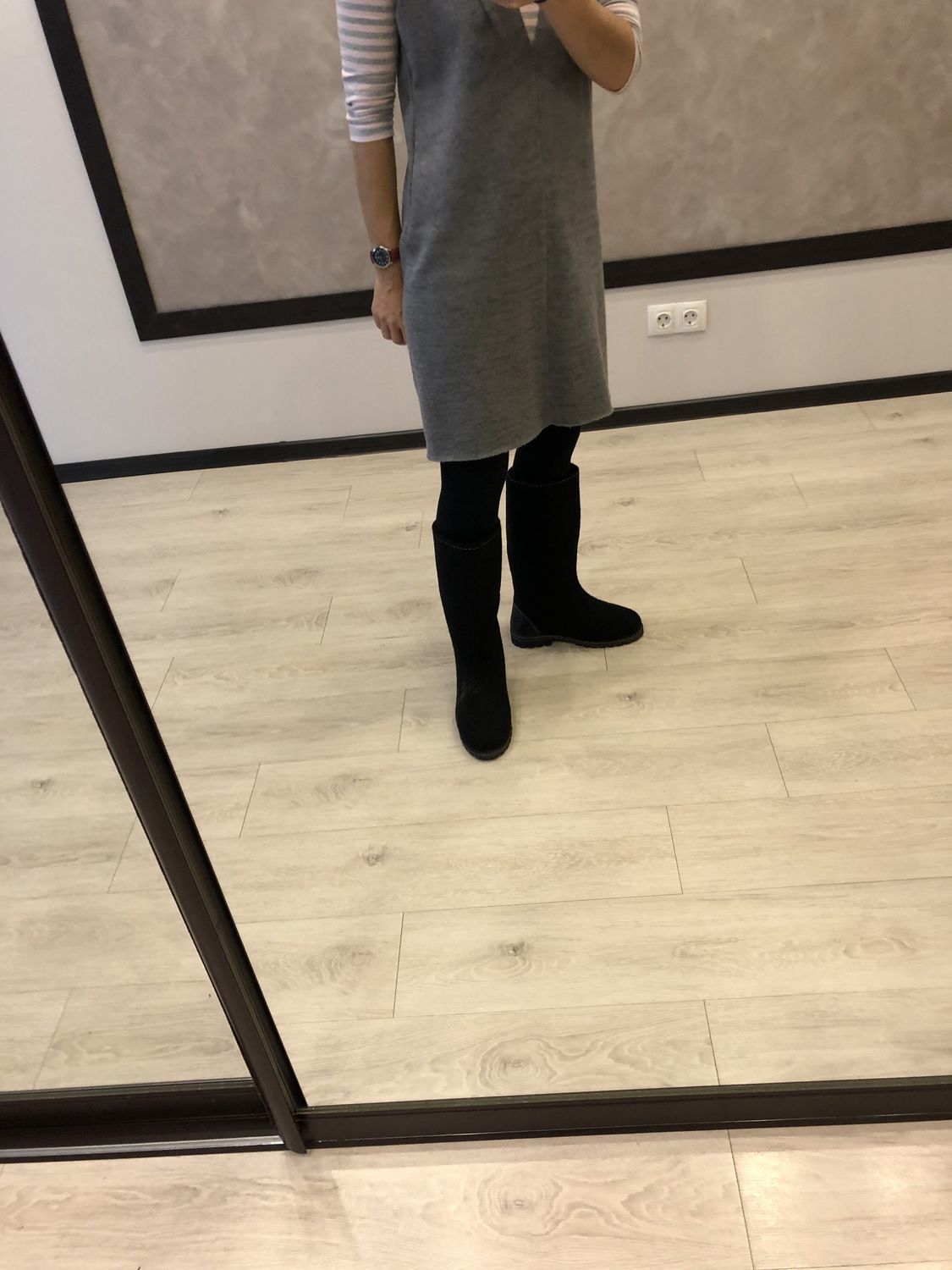 Photo №2 к отзыву покупателя Yuliya Kolycheva о товаре Сапоги-валенки "Чернушки"