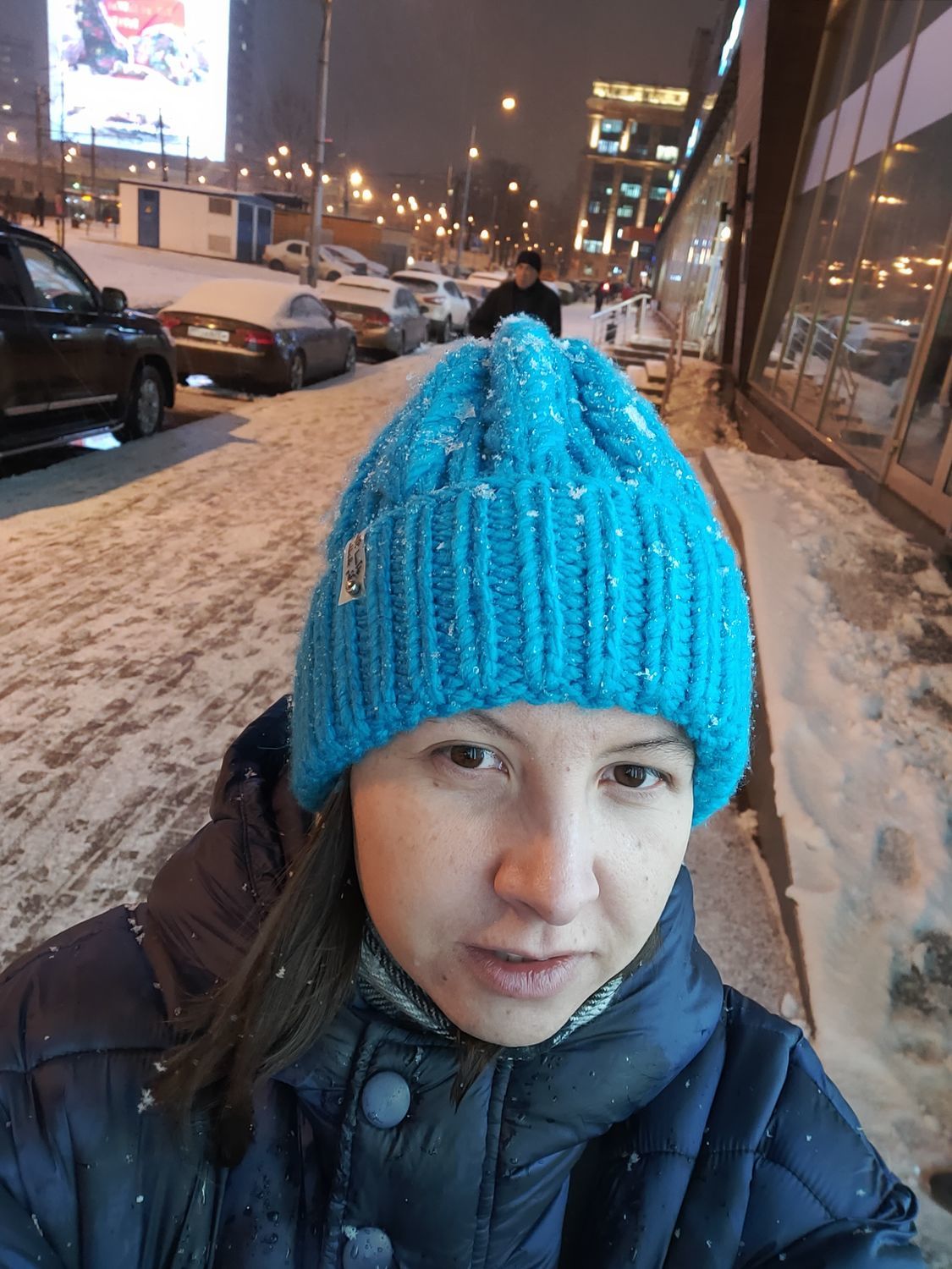 Фото №1 к отзыву покупателя Анна Кузьмина о товаре Шапка из объемной пряжи