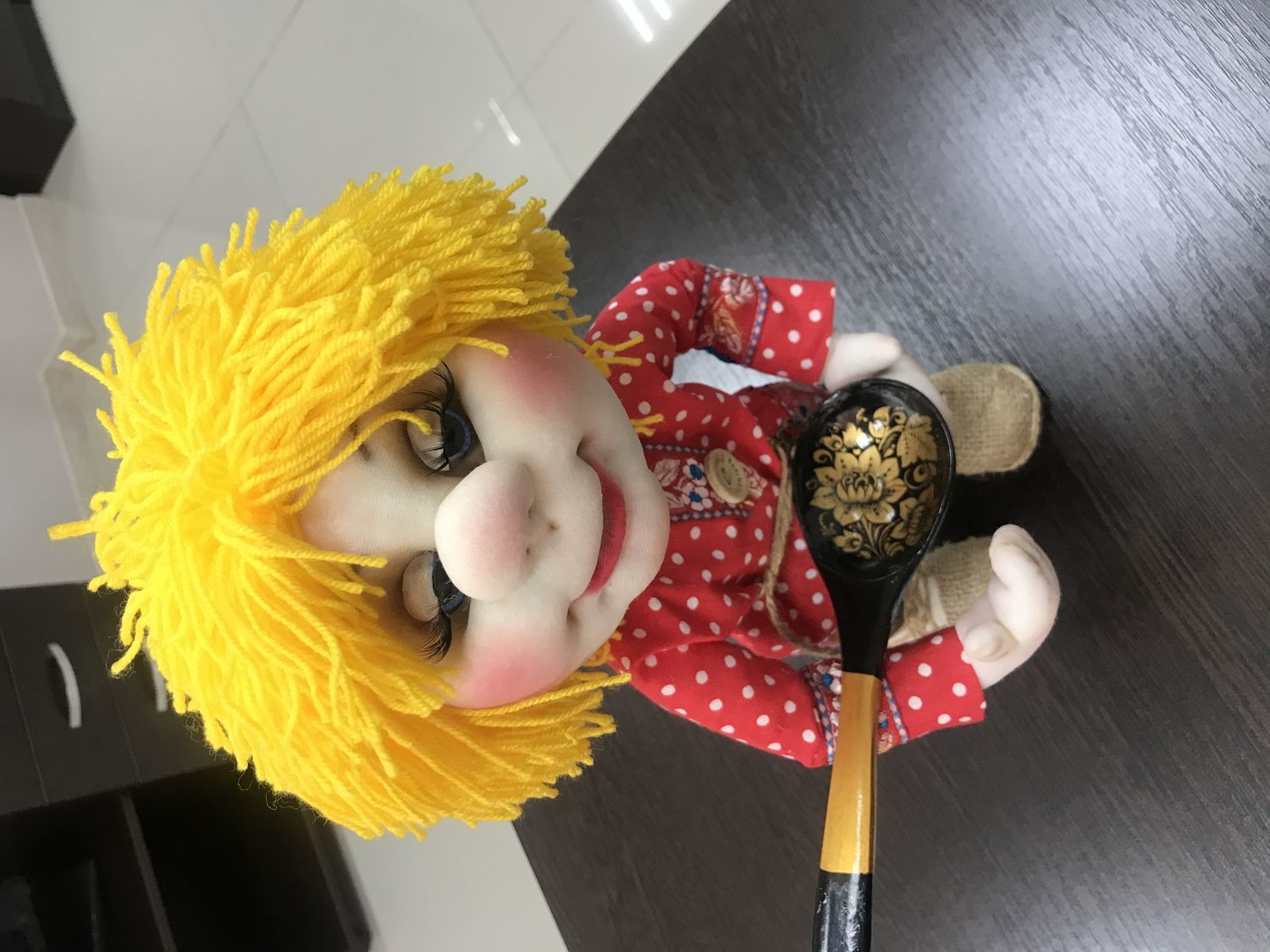 Фото №1 к отзыву покупателя Cветлана о товаре Домовёнок Трошка, сувенир каркасная кукла