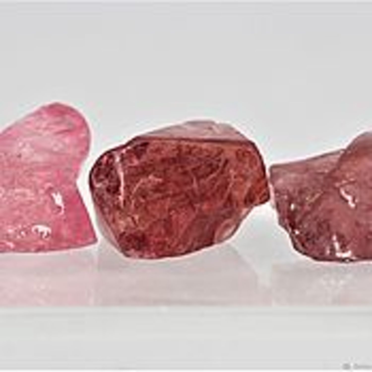 Фото №1 к отзыву покупателя Татьяна о товаре Кристаллы 7,5 ct. Вьетнам.