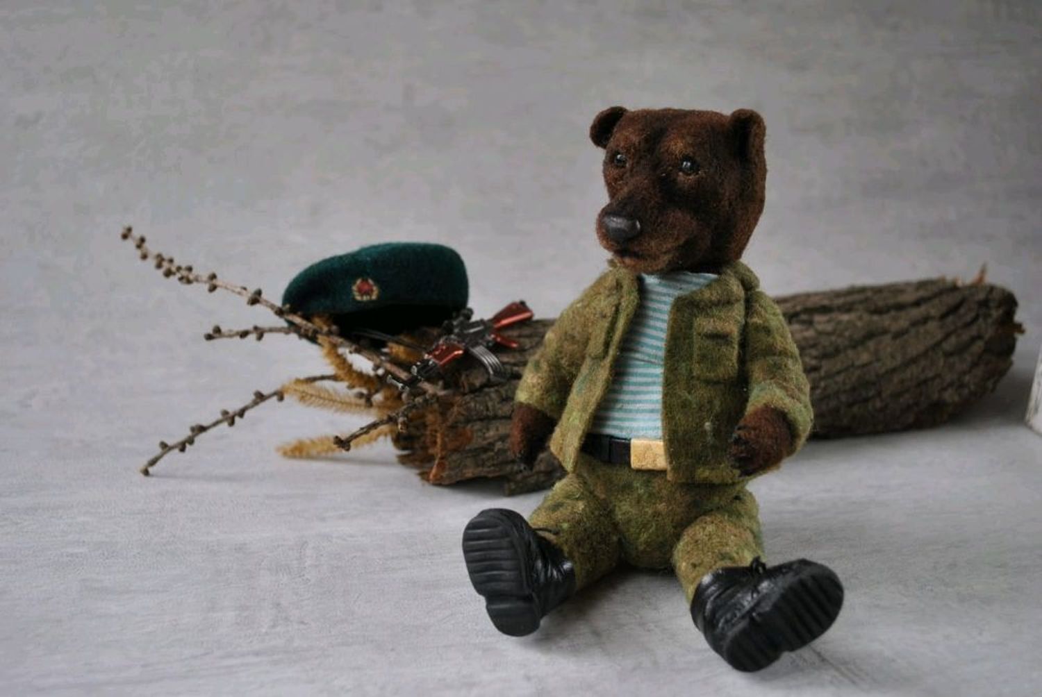 Фото №3 к отзыву покупателя Jov507225! о товаре Медведь Михалыч игрушка мишка из шерсти