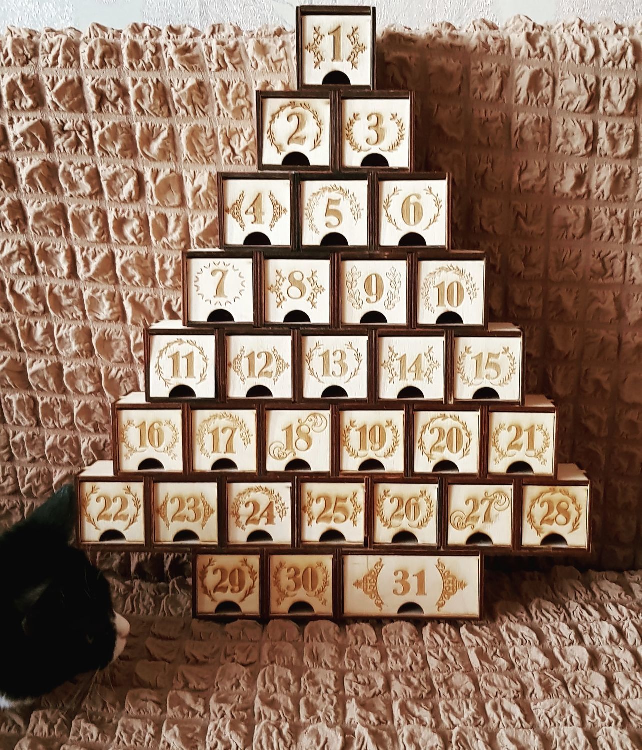 Photo №1 к отзыву покупателя Valeriya Tsukanova о товаре Адвент-календарь "Новогодняя пирамида"