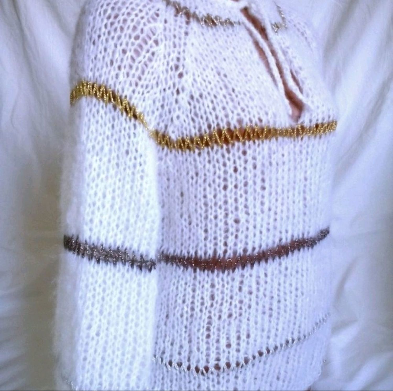 Фото №1 к отзыву покупателя Светлана о товаре Вязаный свитер из кид-мохера