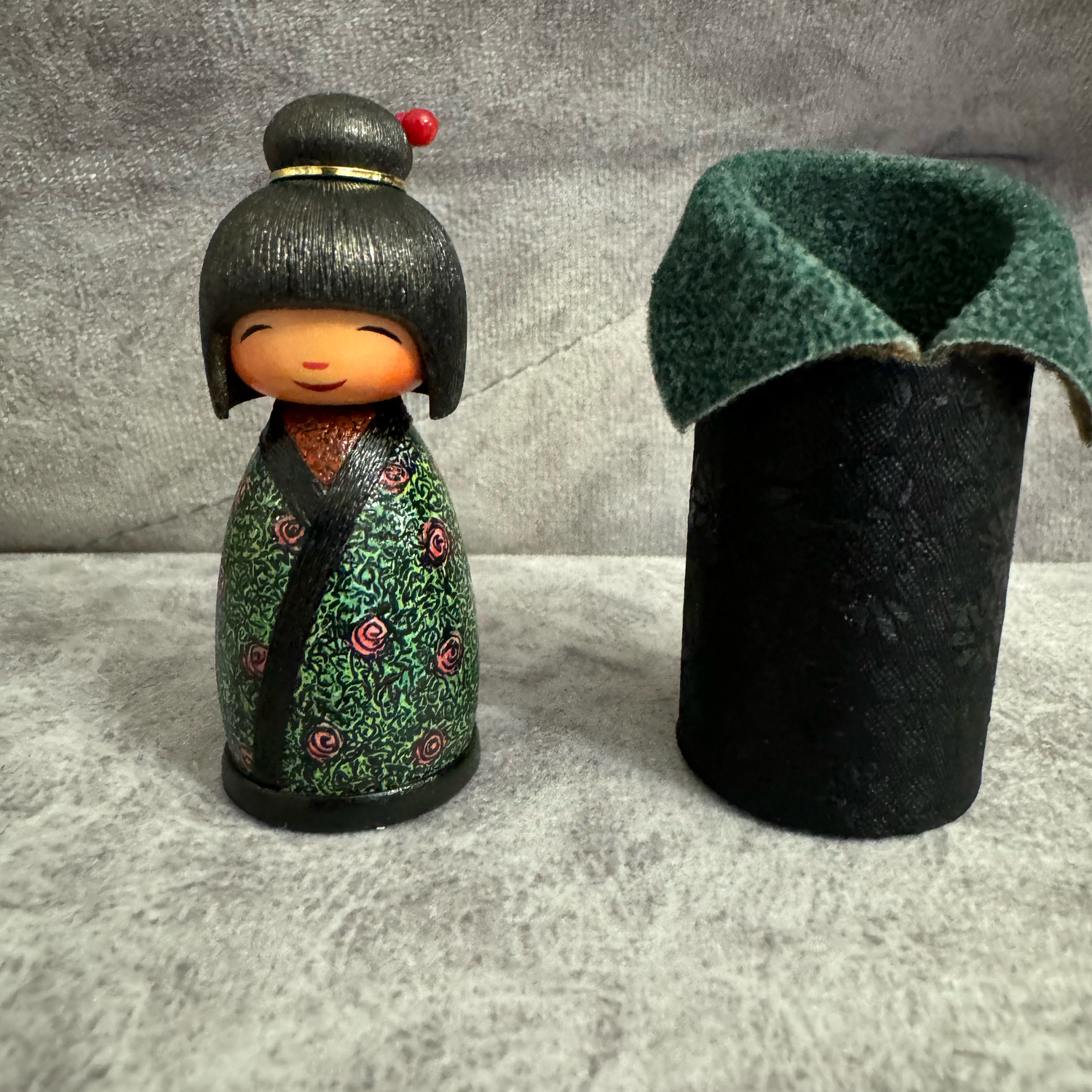 Фото №1 к отзыву покупателя Люблю Hand Made о товаре Куколка Кокейси / Авторская кукла Kokeshi