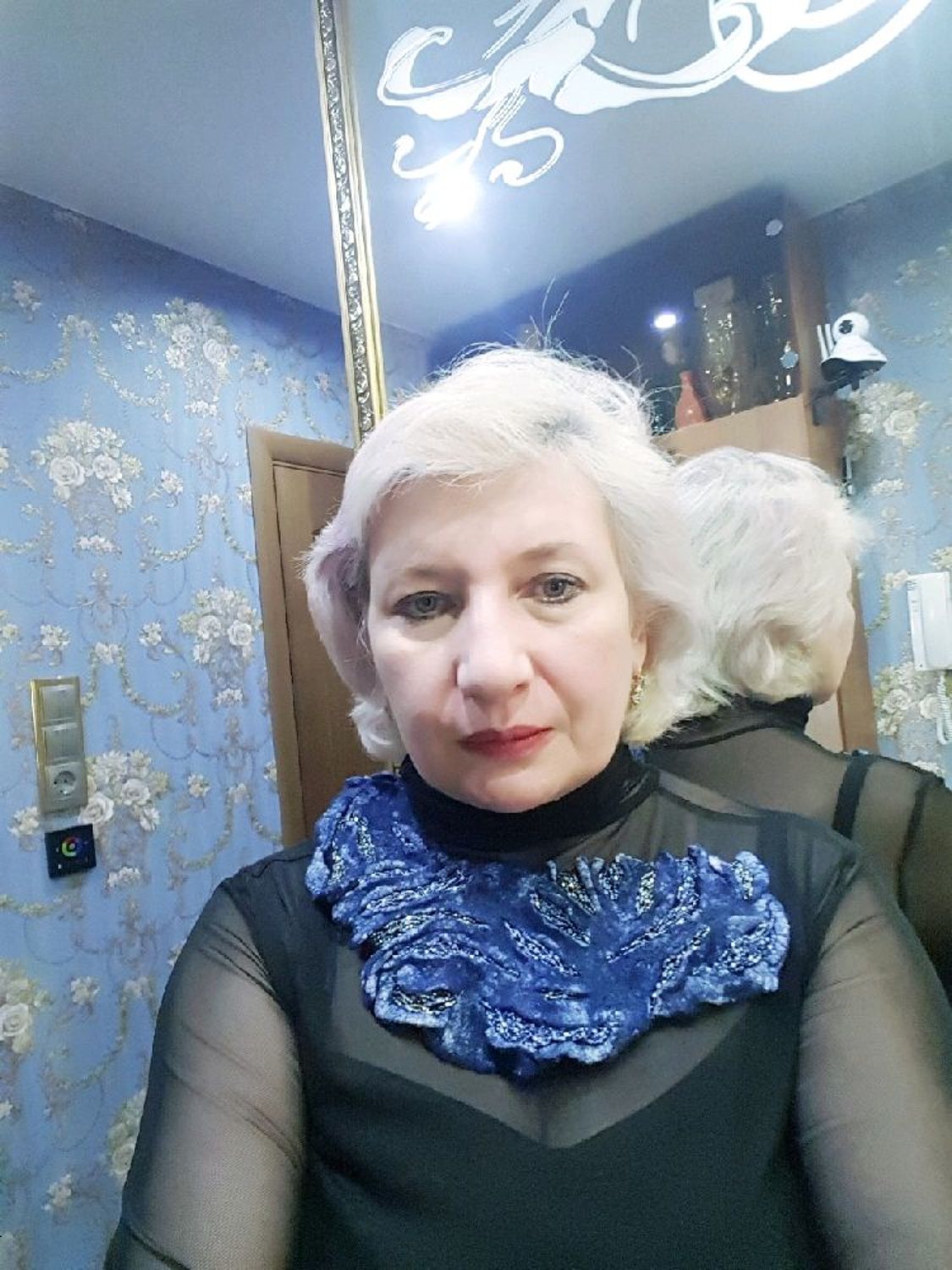 Фото №5 к отзыву покупателя Соколенко Татьяна о товаре ВАЛЯНЫЙ ВОРОТНИЧОК "ЗИМНЯЯ НОЧЬ"