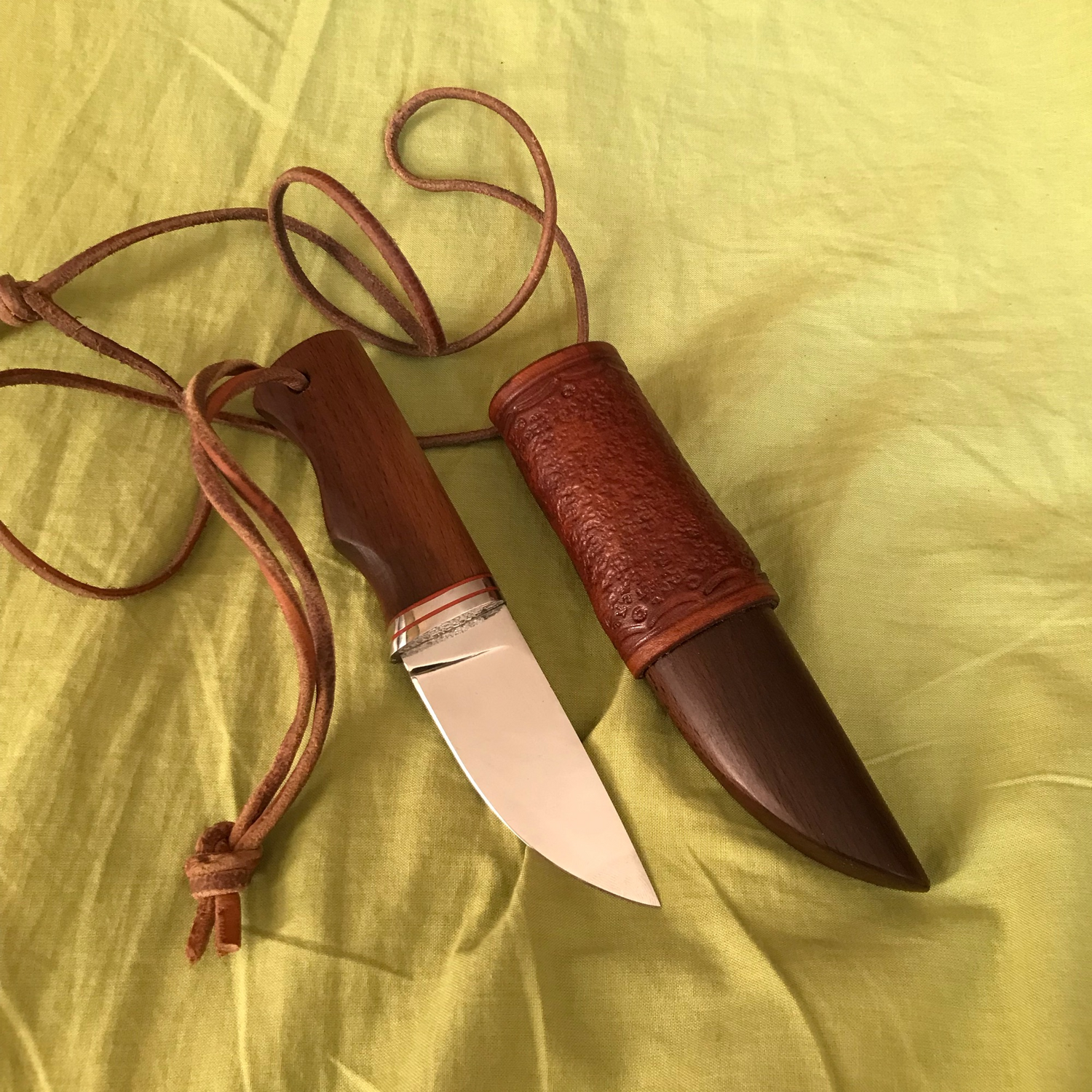 Photo №1 к отзыву покупателя Evgenij о товаре Нож нагрудный скинер (подарок мужчине охотнику, рыбаку)
