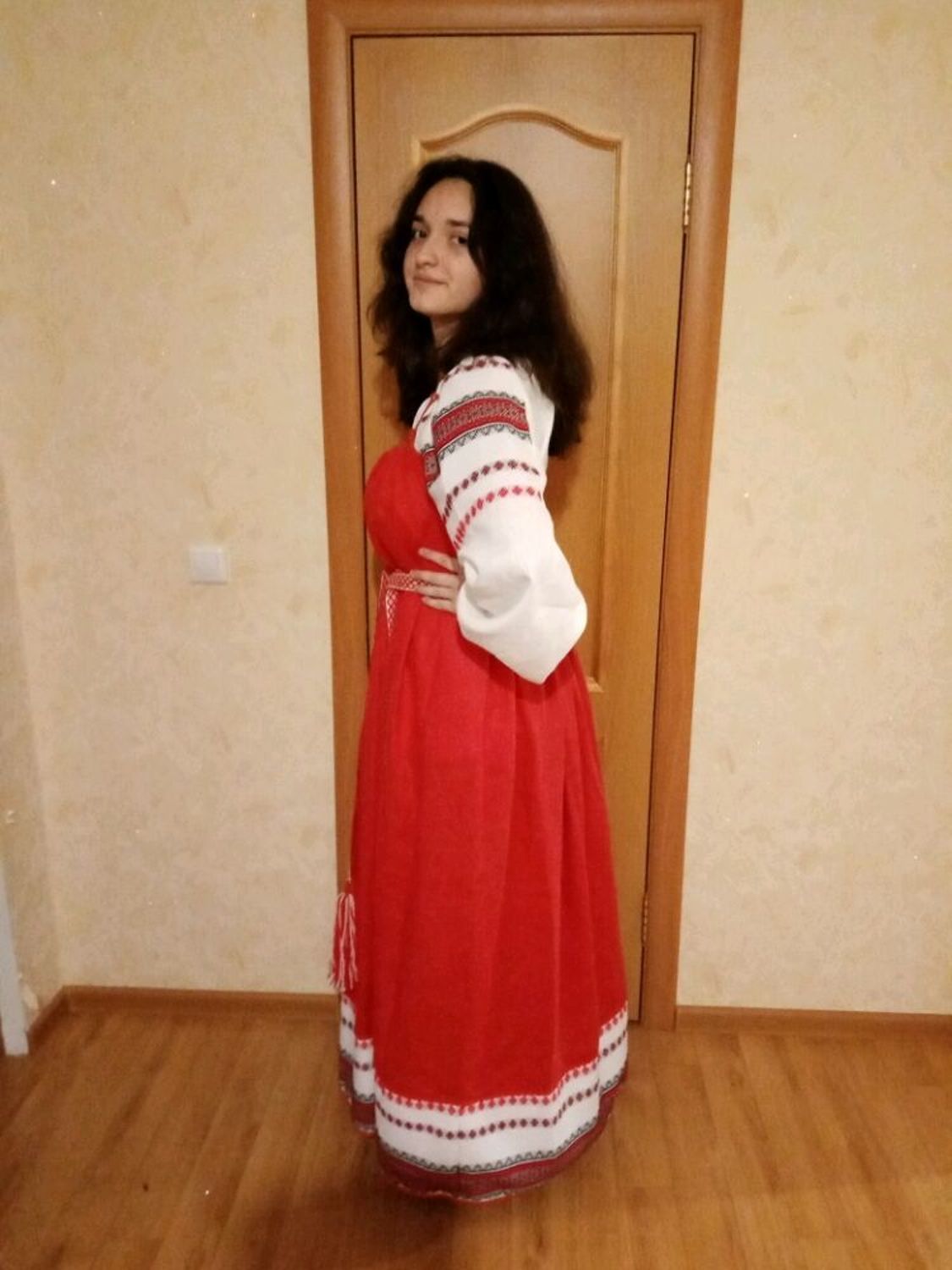 Фото №3 к отзыву покупателя Анна о товаре Народный костюм