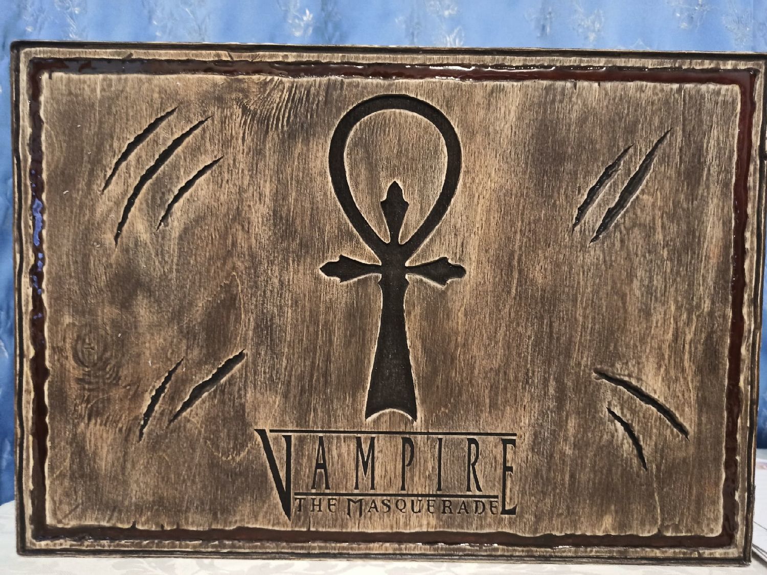 Фото №1 к отзыву покупателя Гласнер Антон о товаре Ширма ГМ по вселенной Vampire: the masquerade с бароном Самди