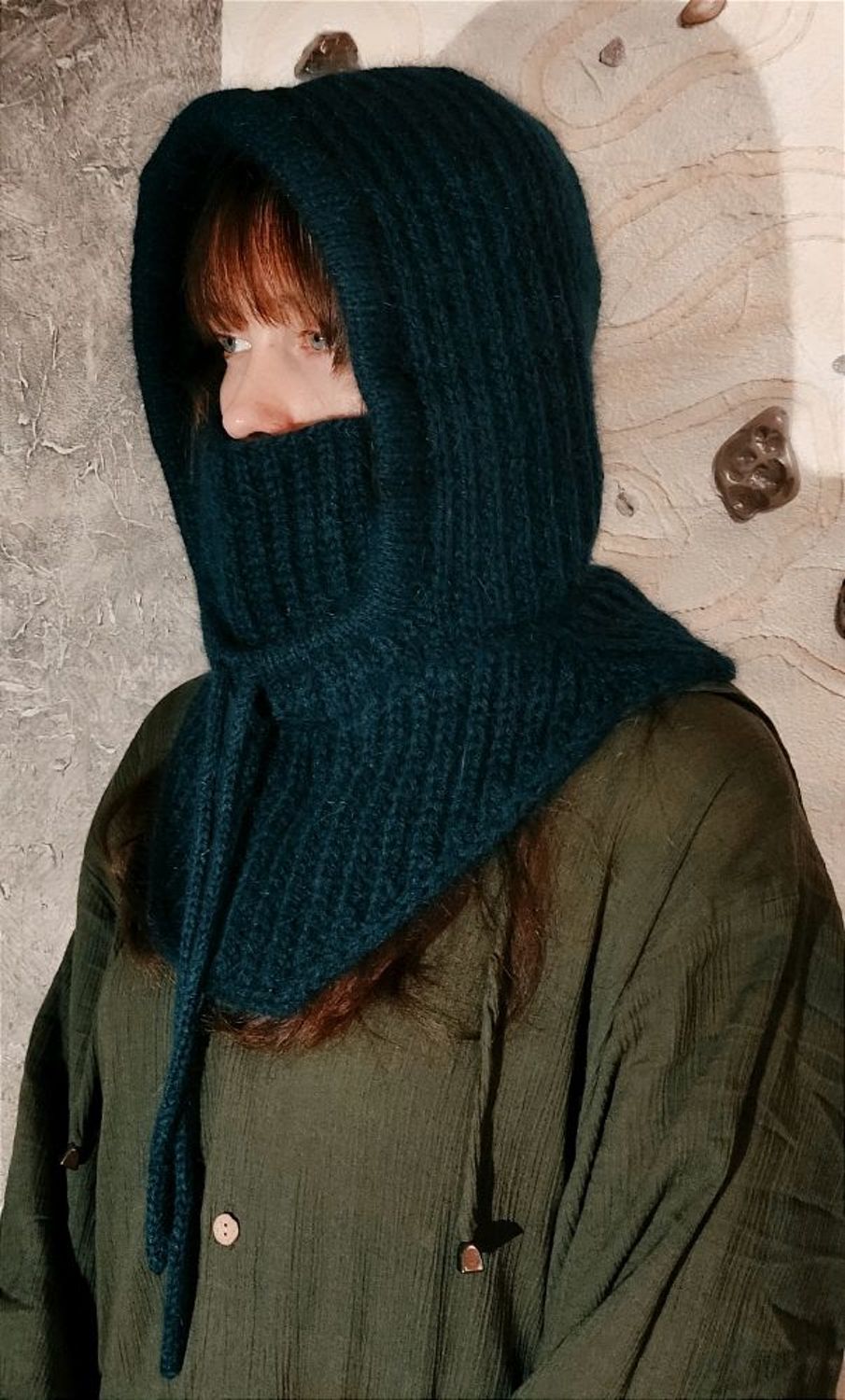 Photo №3 к отзыву покупателя Veronika о товаре Капоры: Изумрудный лес- вязаный капор из итальянской пряжи