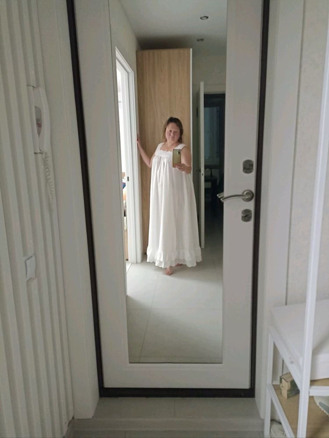Photo №1 к отзыву покупателя Vera о товаре Ночная батистовая сорочка "Анжелика длинная "