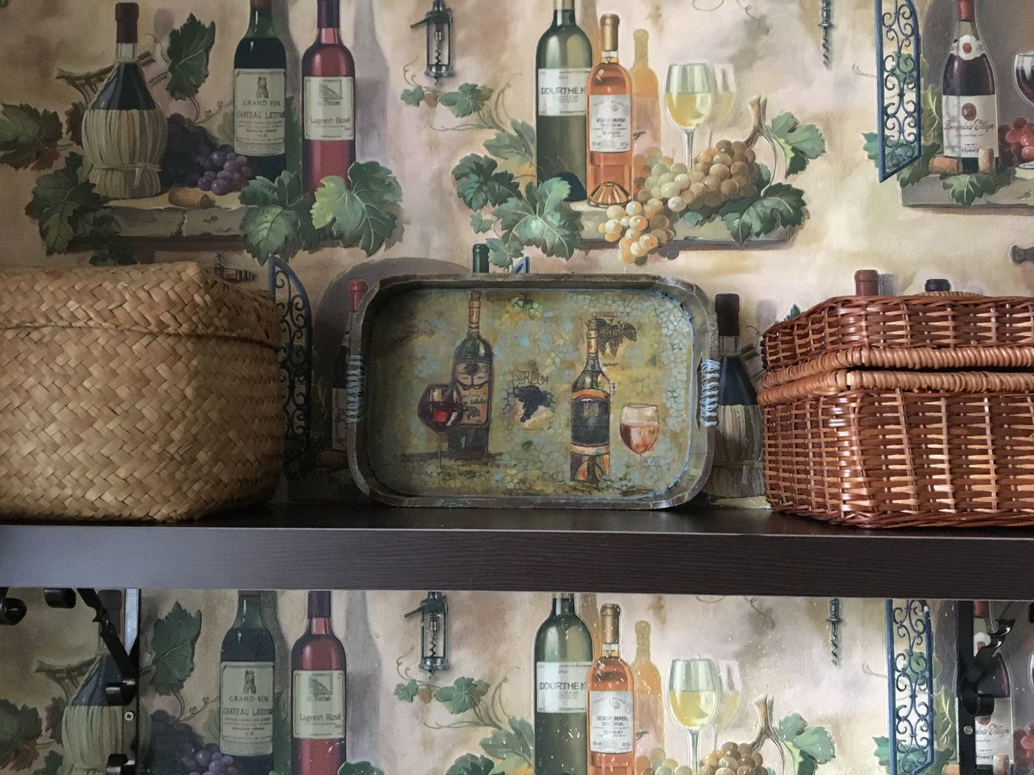 Фото №1 к отзыву покупателя Кристина Жарикова о товаре Поднос IN VINO VERITAS (ИСТИНА В ВИНЕ)
