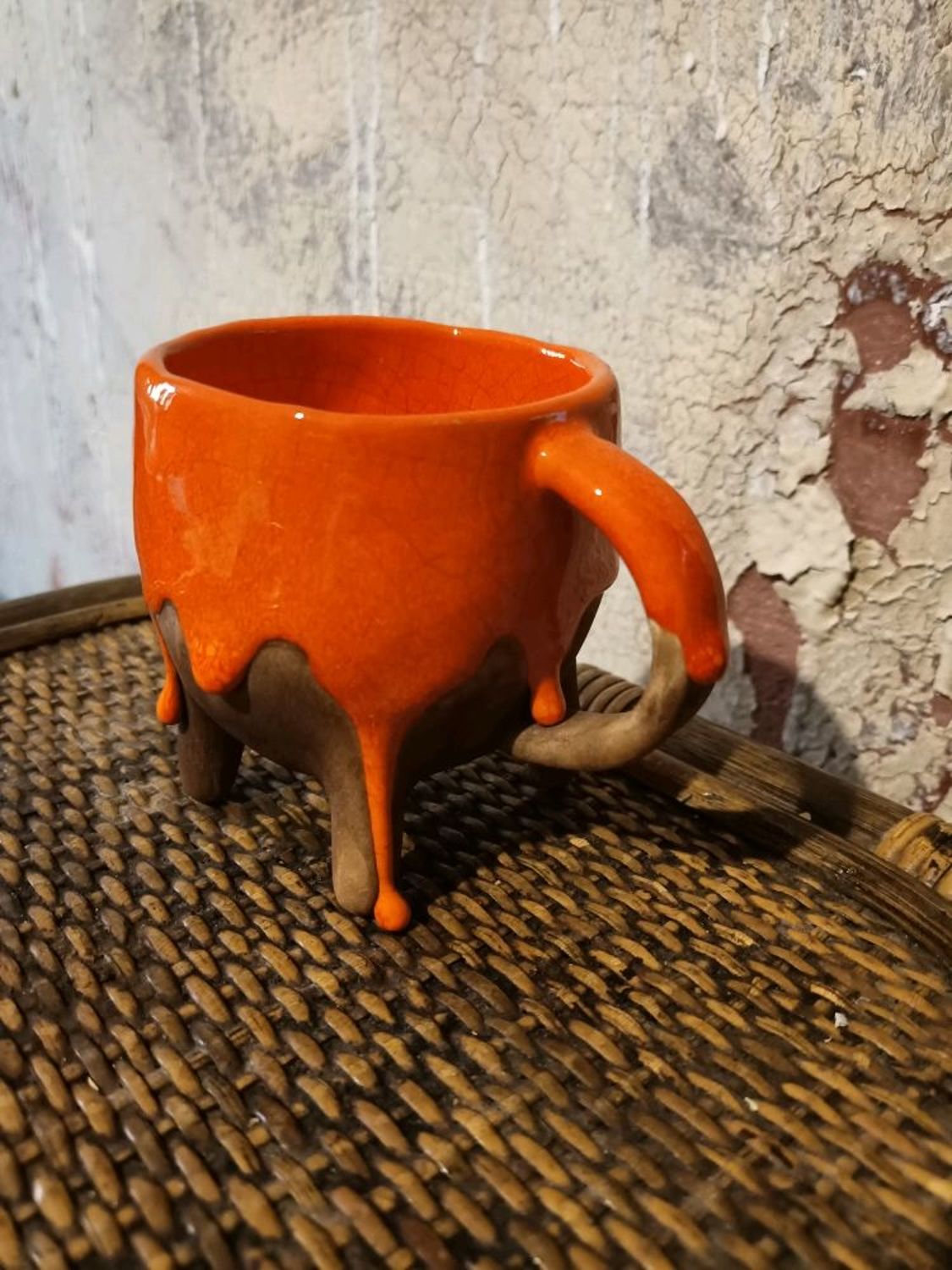 Фото №1 к отзыву покупателя Vlad Pahomov о товаре Чашка-на-ножках "Красный апельсин"