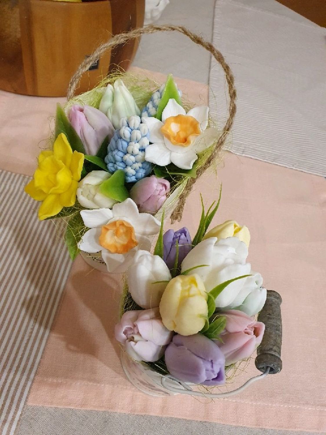 Фото №1 к отзыву покупателя Анастасия о товаре Подарки на 8 марта: "Тюльпаны в ведерке" и еще 1 товар