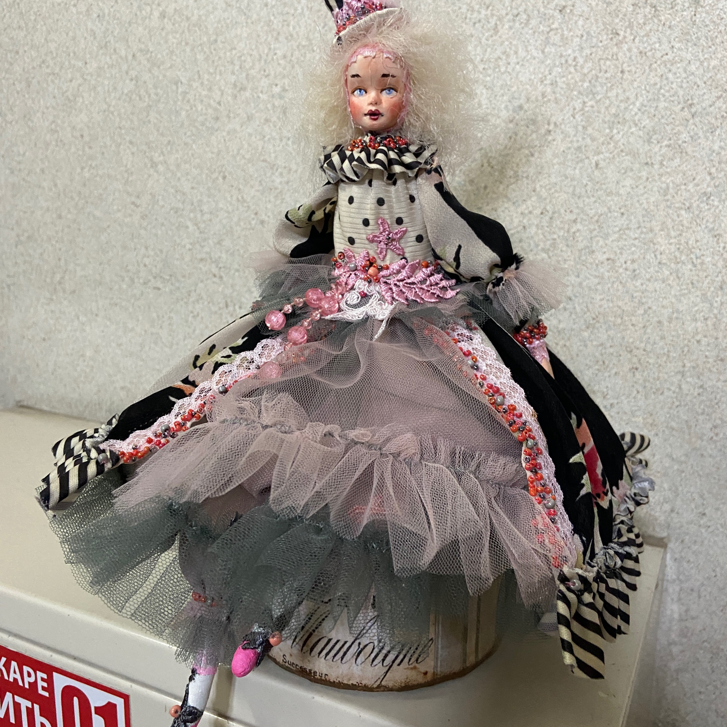 Photo №1 к отзыву покупателя Alexey о товаре Будуарная кукла: Интерьерная кукла