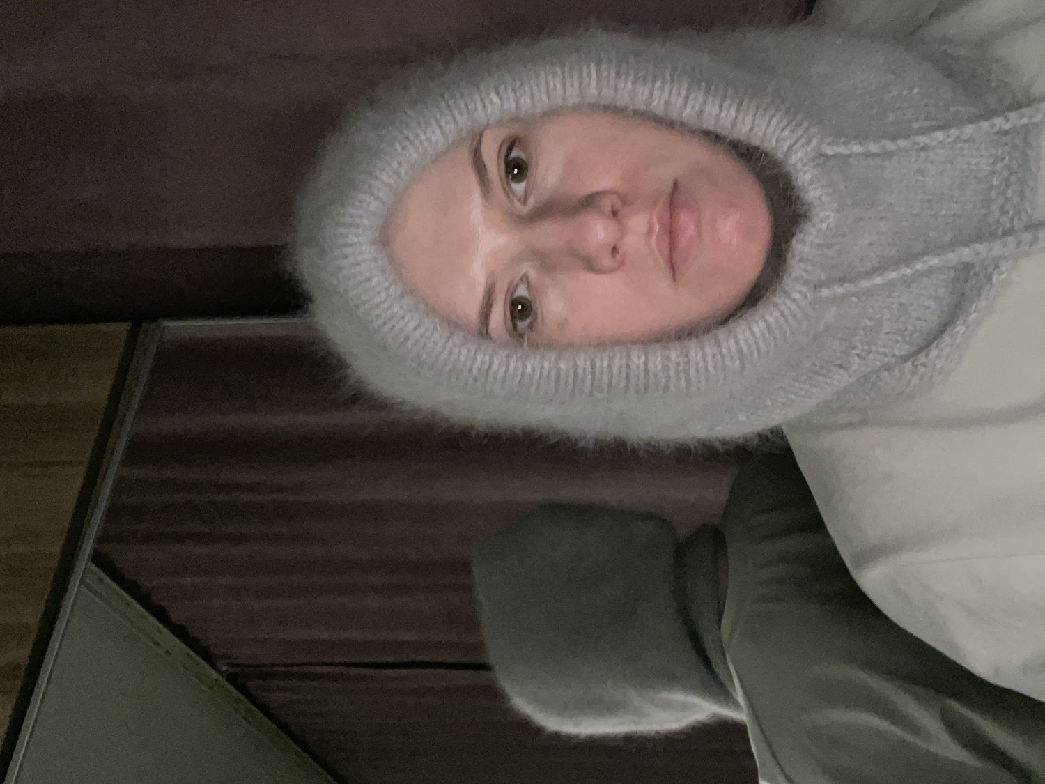 Photo №1 к отзыву покупателя Elena Terehova о товаре Капор из ангоры